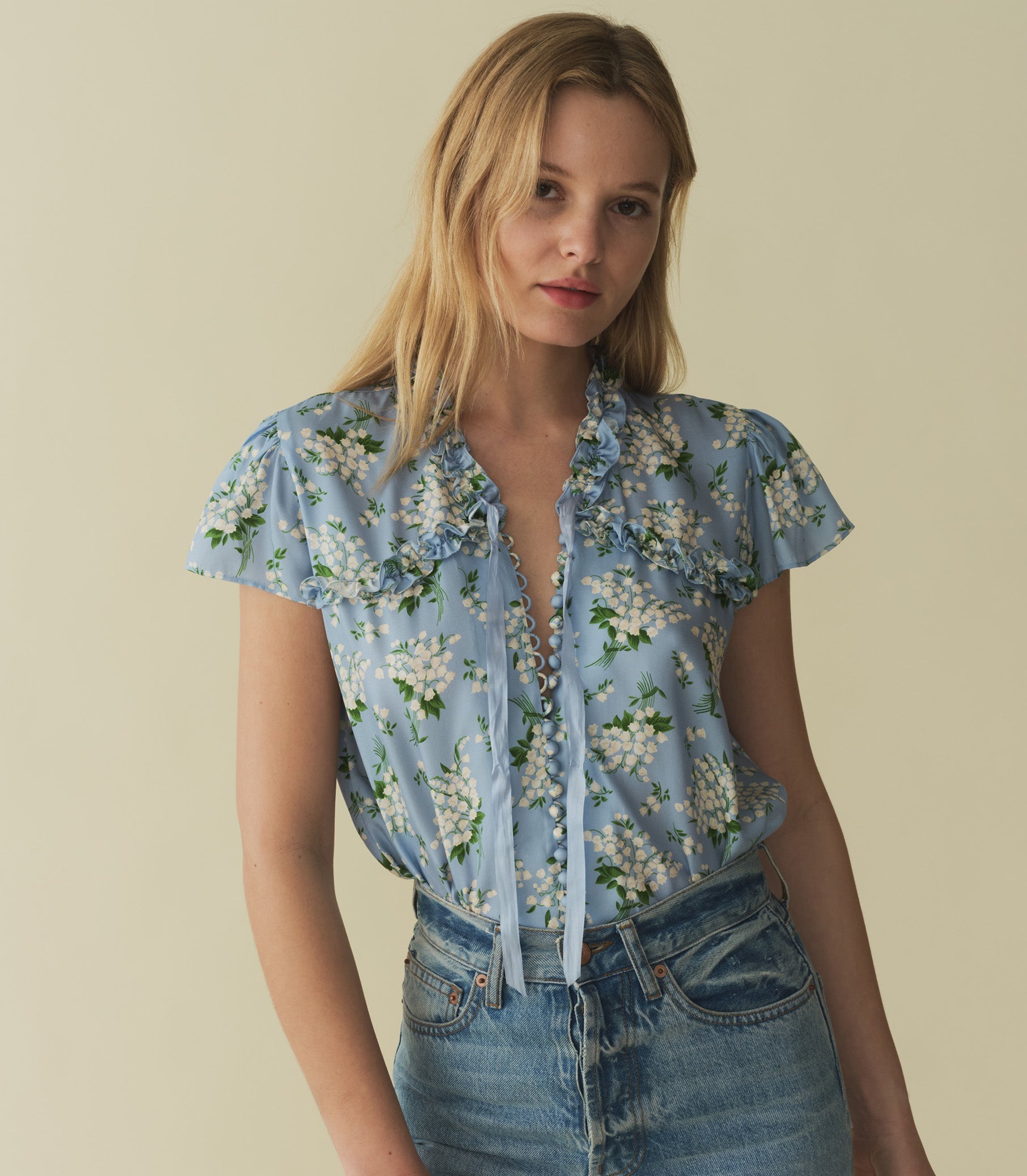 HMD -- OPALINE TOP -- SKY MAY BELL FLORAL view 2
