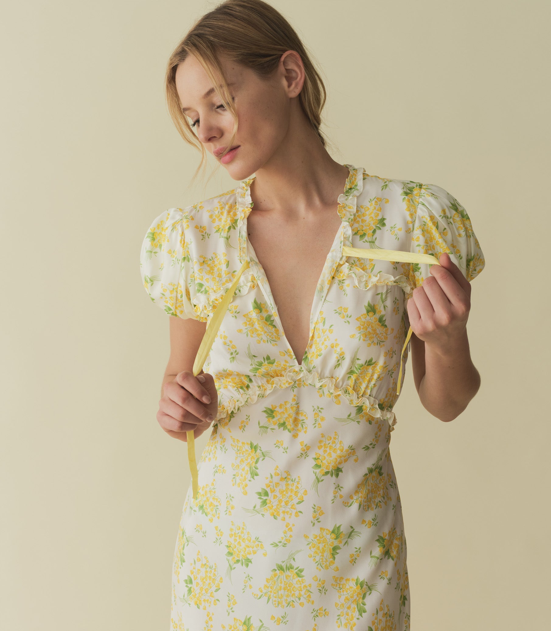 HMD -- ORIANNA DRESS -- SALT MAY BELL FLORAL view 3
