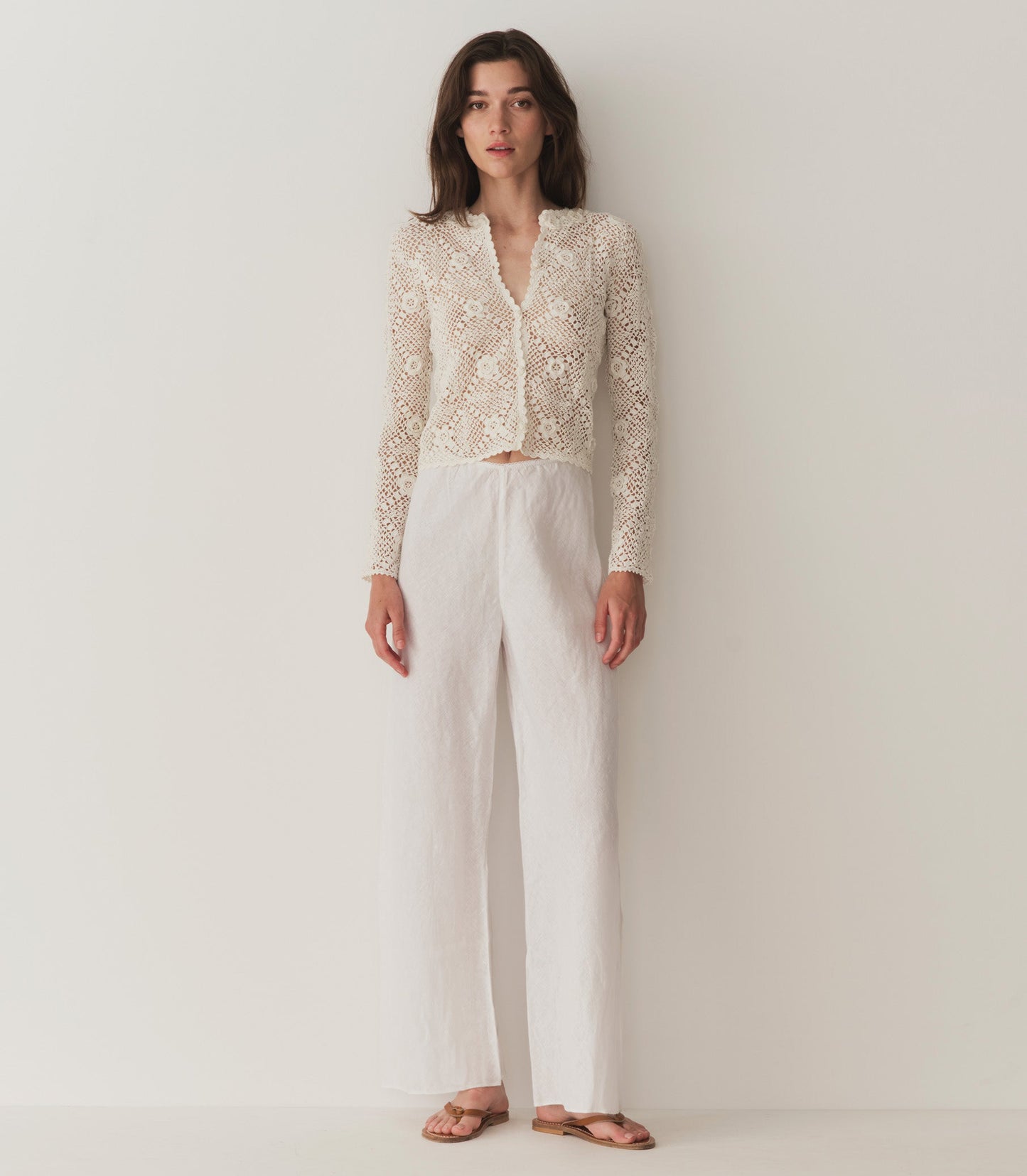 HMD -- OTTOLINE CARDIGAN -- PEARL