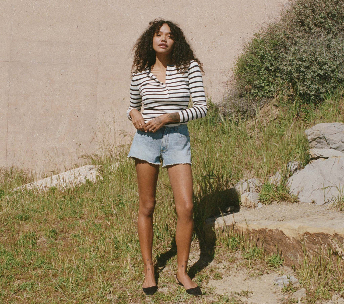 HMD -- PAOLA TEE -- MARINA SAN SIMEON STRIPE