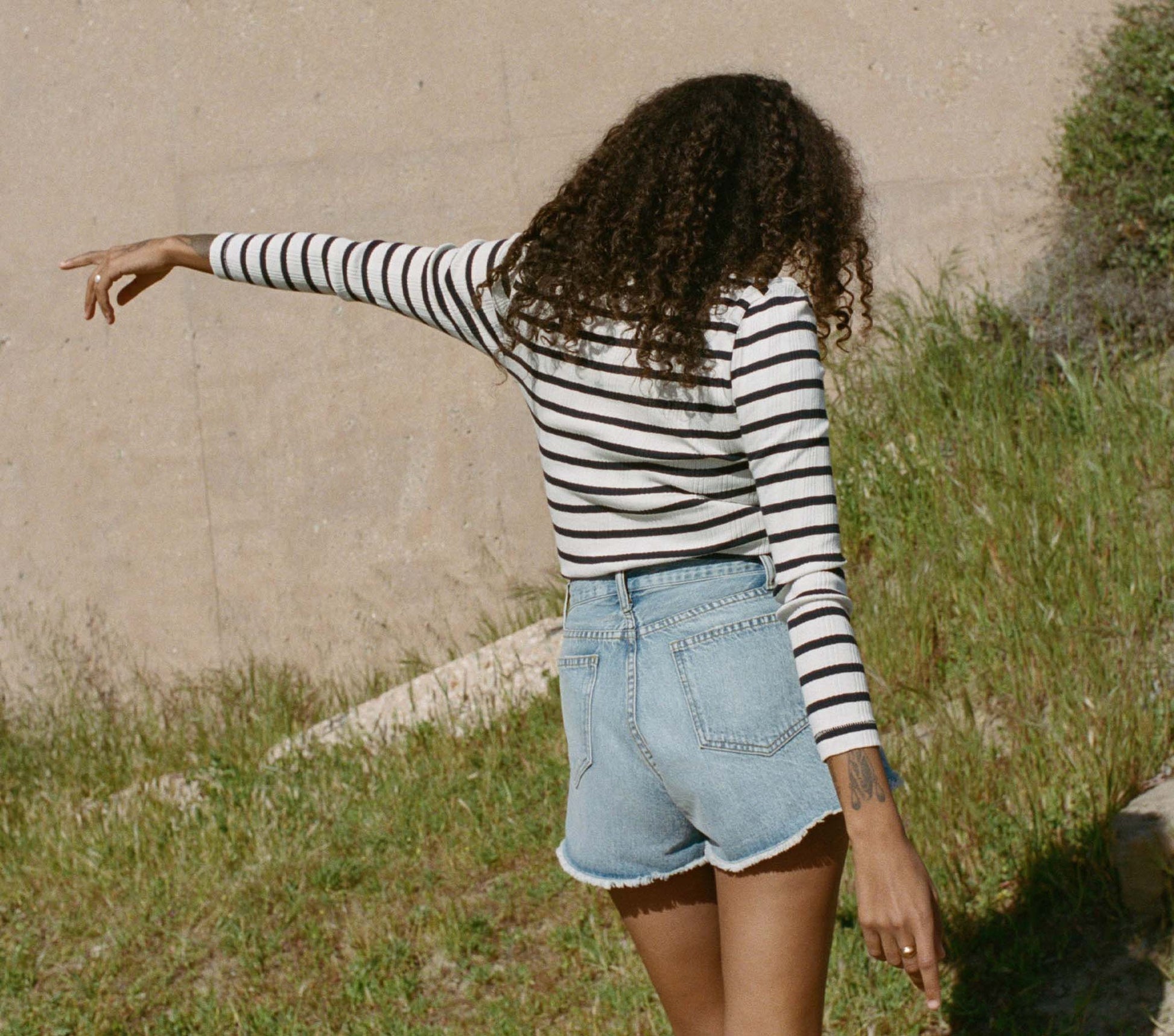 HMD -- PAOLA TEE -- MARINA SAN SIMEON STRIPE view 4
