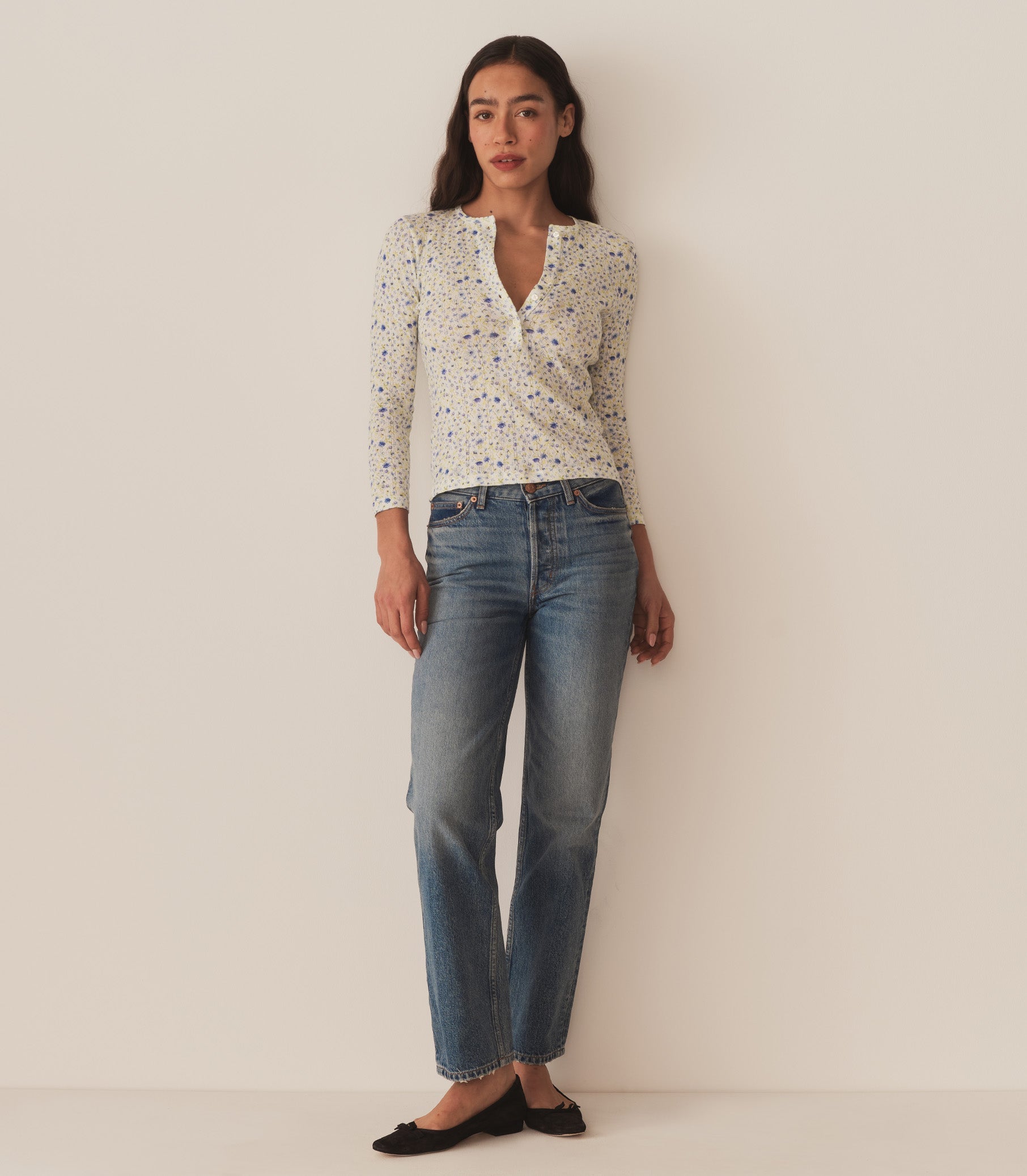 HMD -- PAOLA TEE -- DAISY BREEZE view 2
