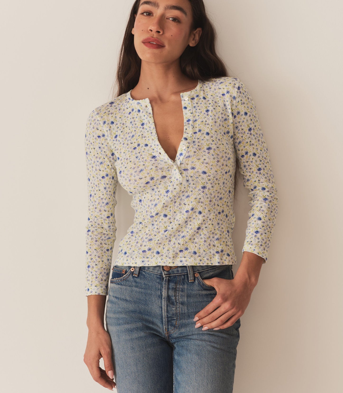 HMD -- PAOLA TEE -- DAISY BREEZE