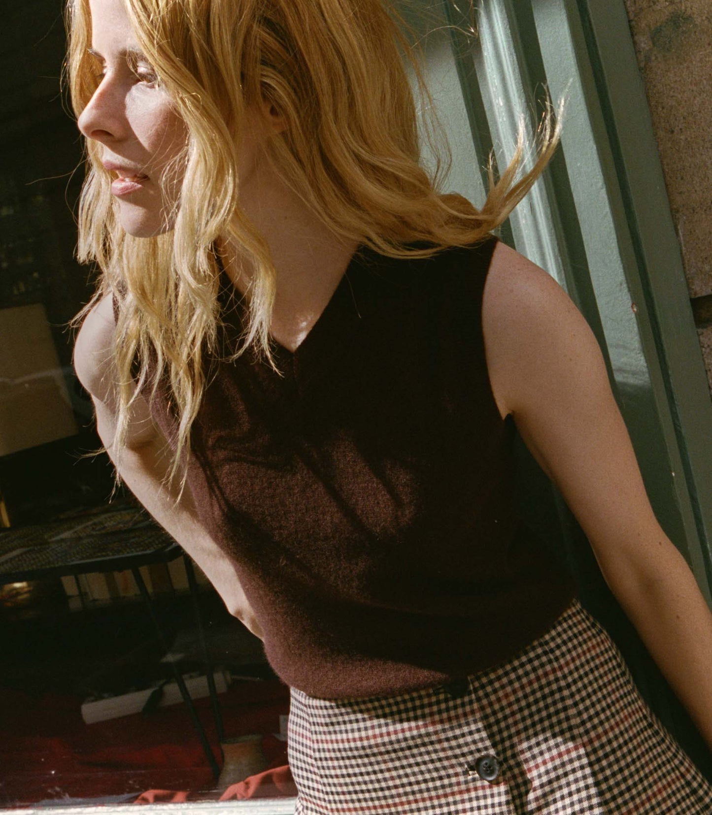 DAMIA CASHMERE VEST -- DARK UMBER