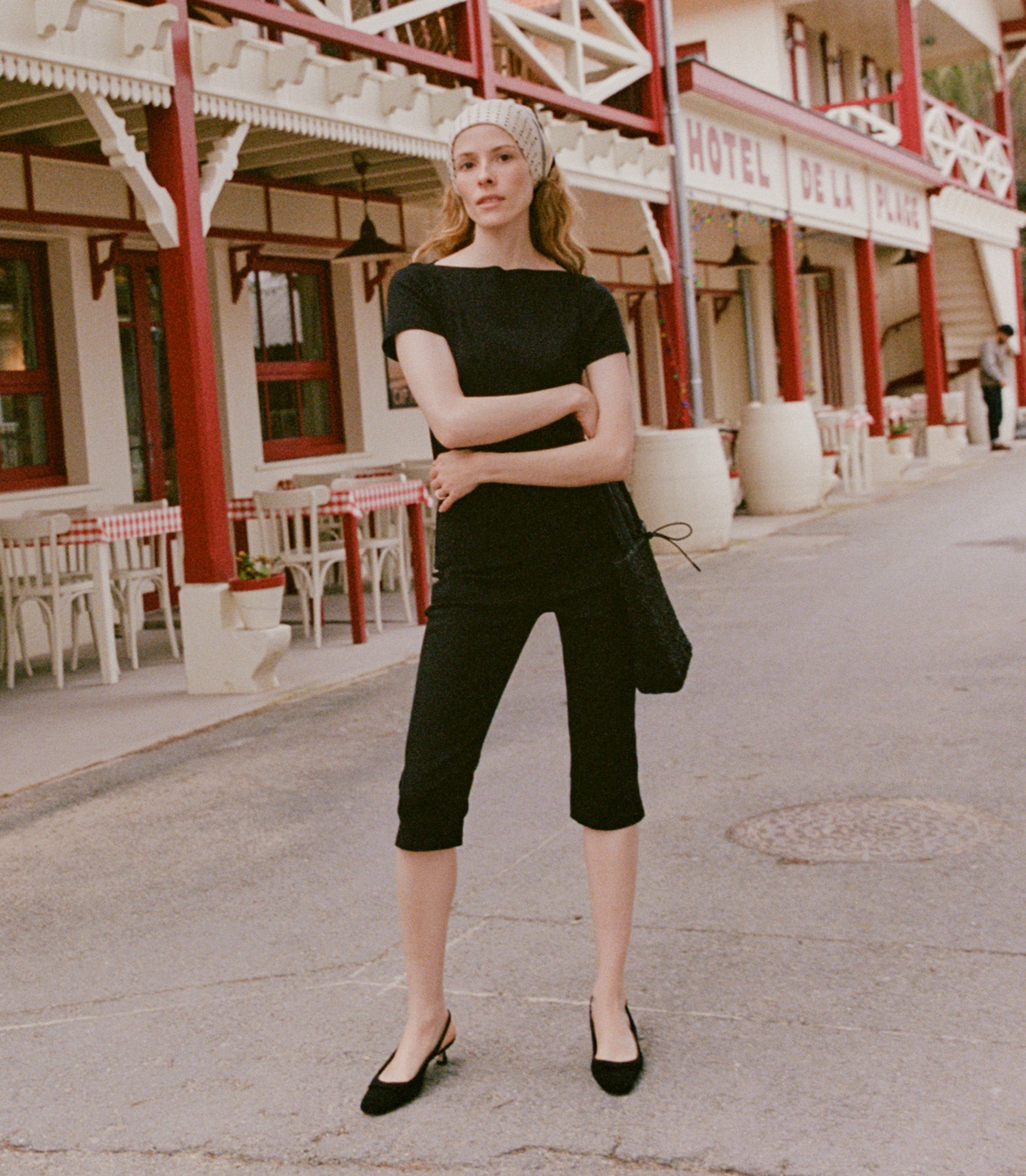 LULA CAPRI PANT -- BLACK view 7