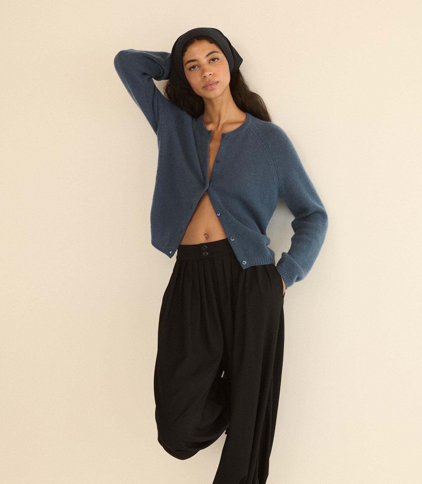 PEROLINE CASHMERE CARDIGAN -- BLUE STONE