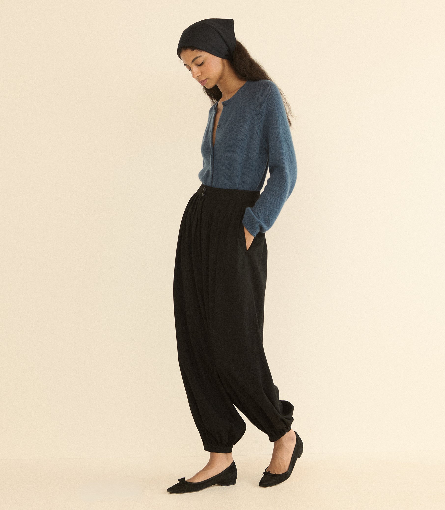 PEROLINE CASHMERE CARDIGAN -- BLUE STONE view 4
