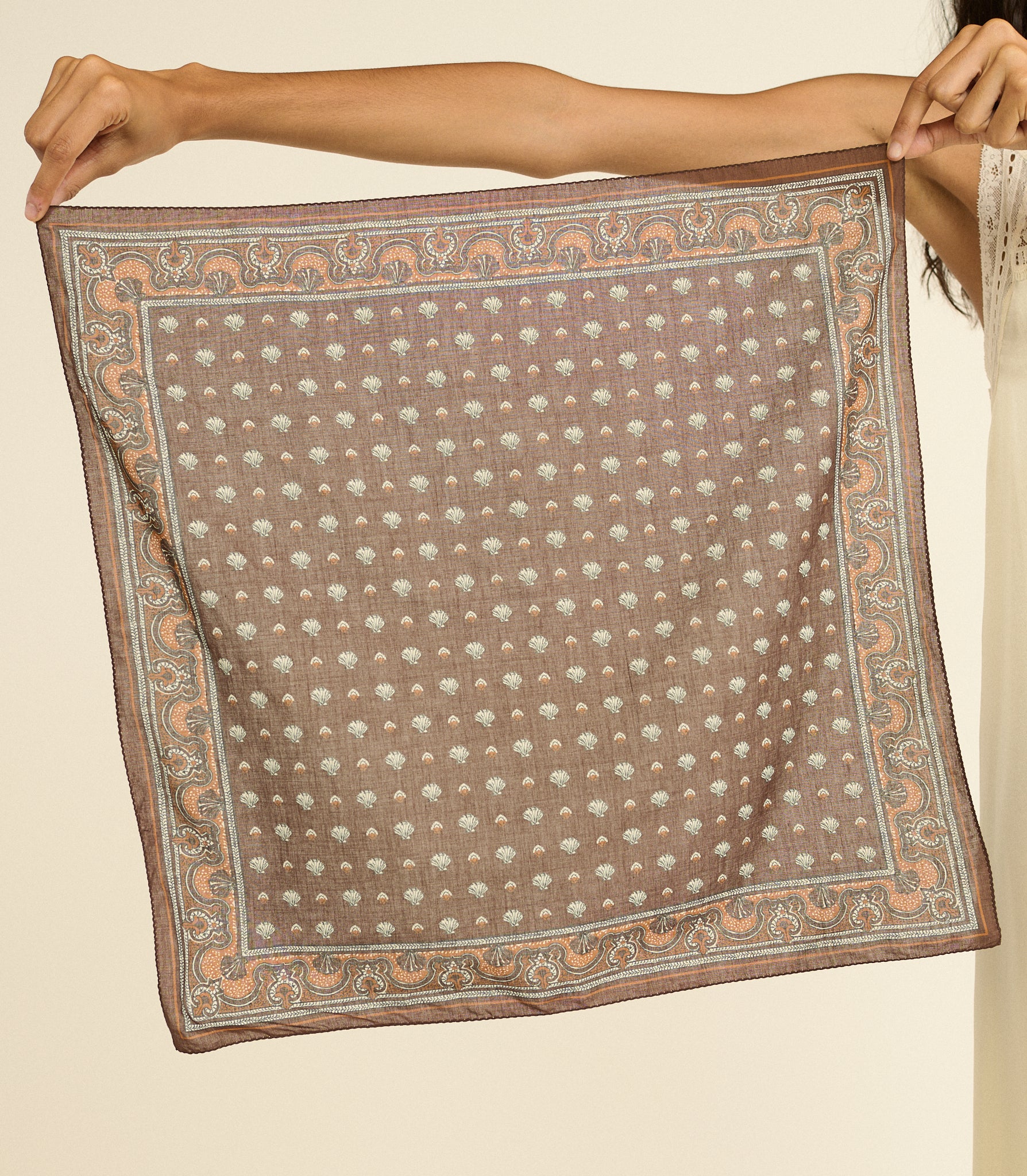 PETIT PENNY BANDANA -- TERRE FOULARD DE LA MER view 5
