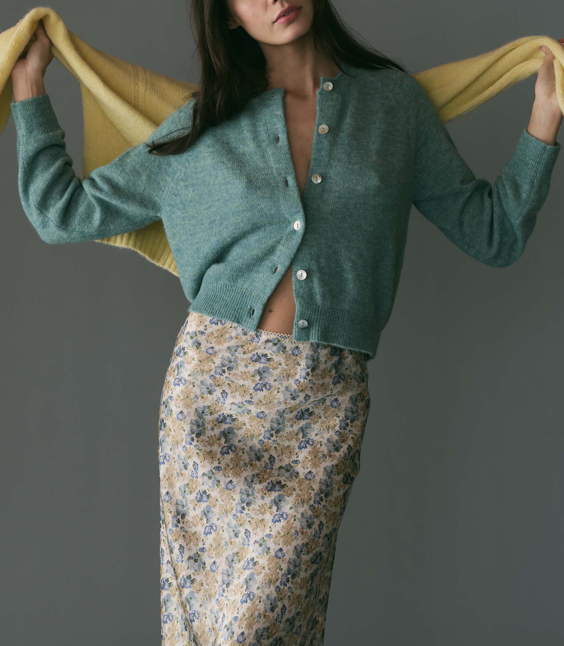 HMD -- ELOWEN SKIRT -- BLEU WILDFLOWER THICKET view 4
