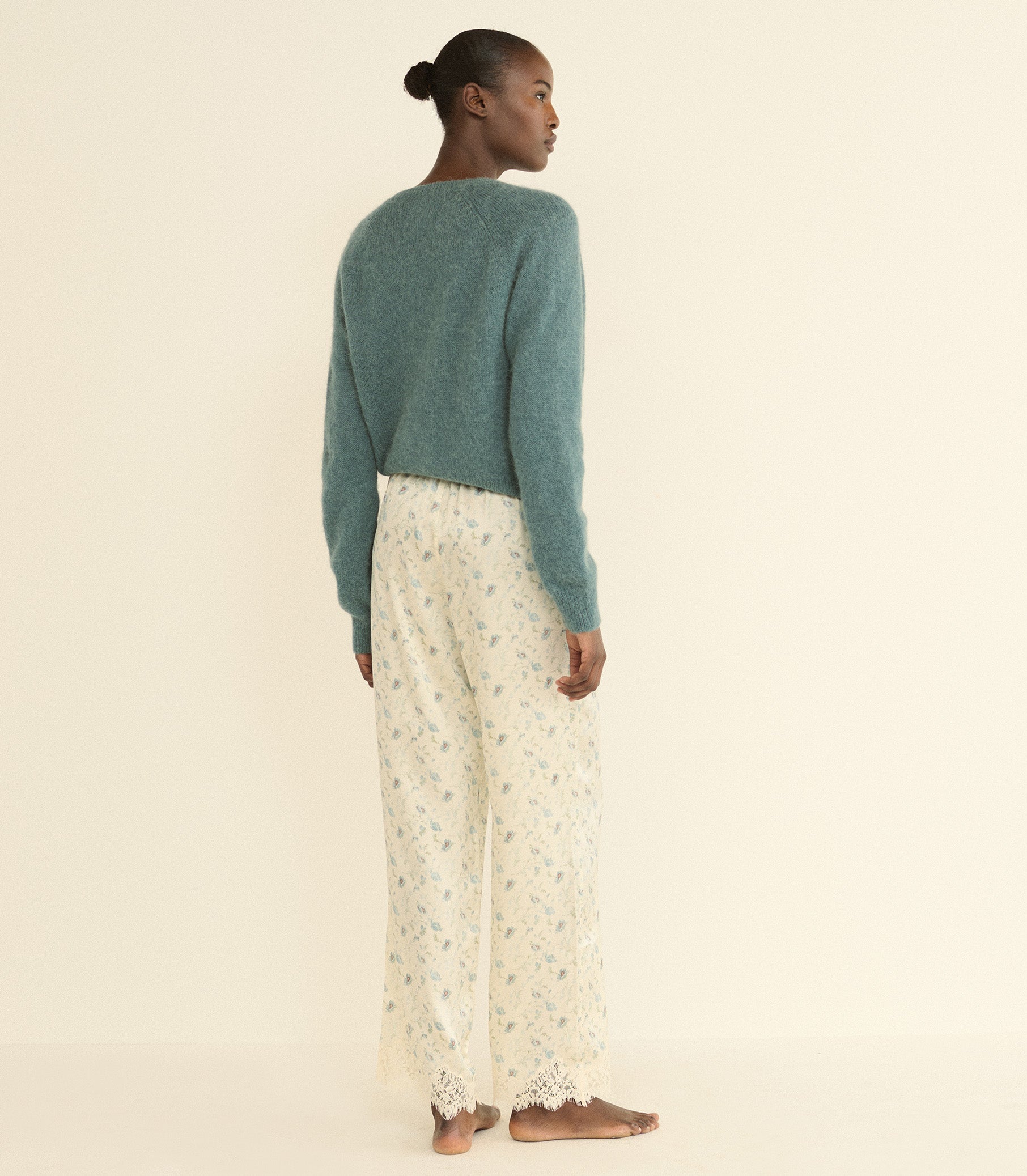 PETRA CARDIGAN -- SEAFARE view 5
