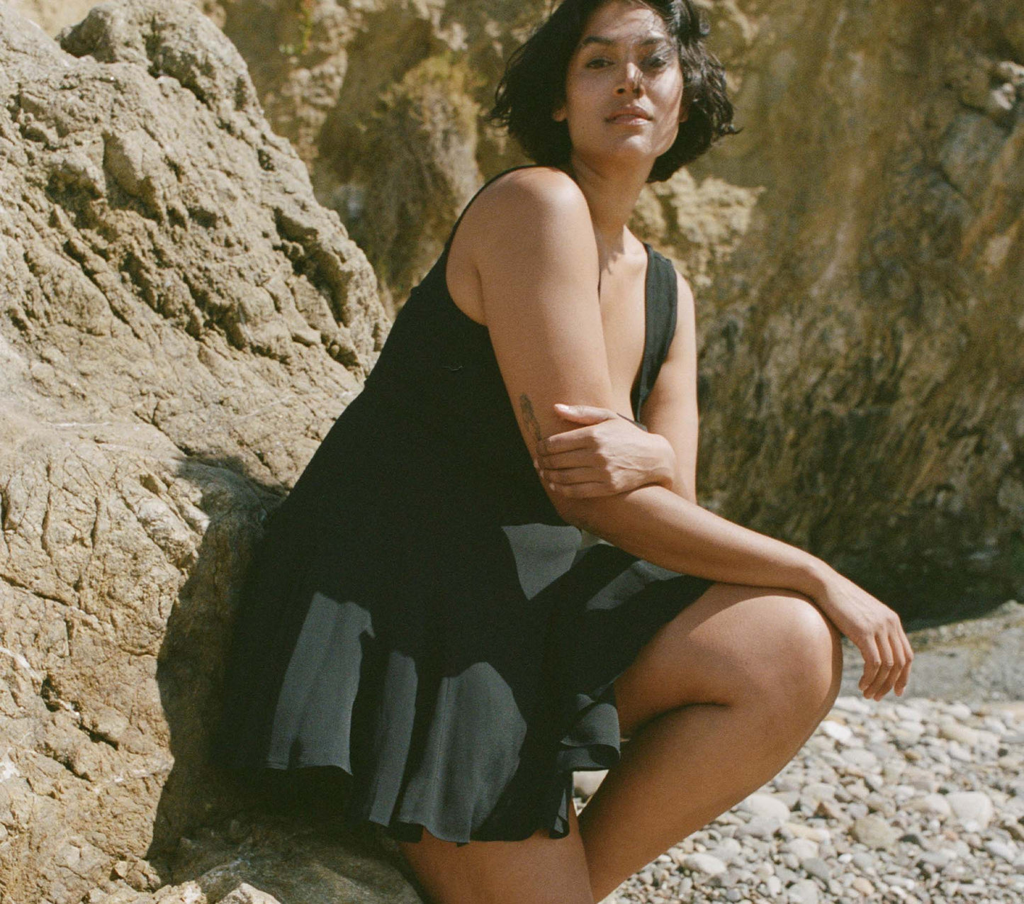 HMD -- PORTO DRESS -- BLACK