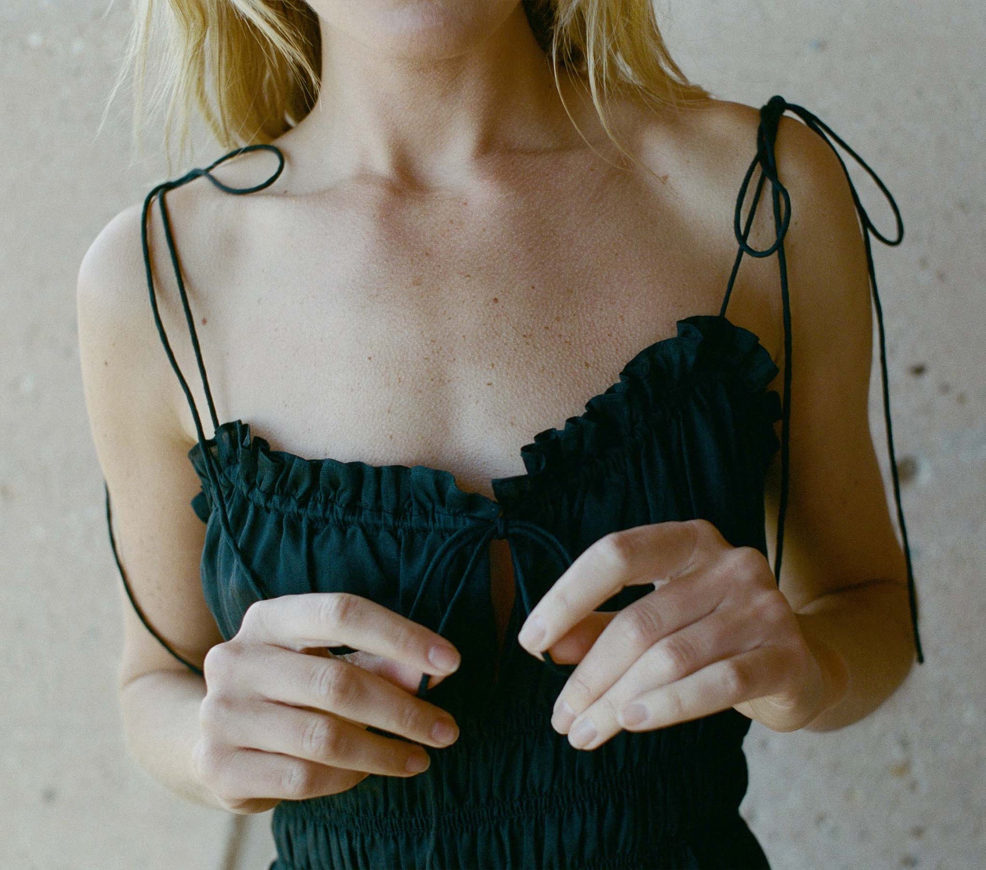 HMD -- RHODA DRESS -- BLACK view 1
