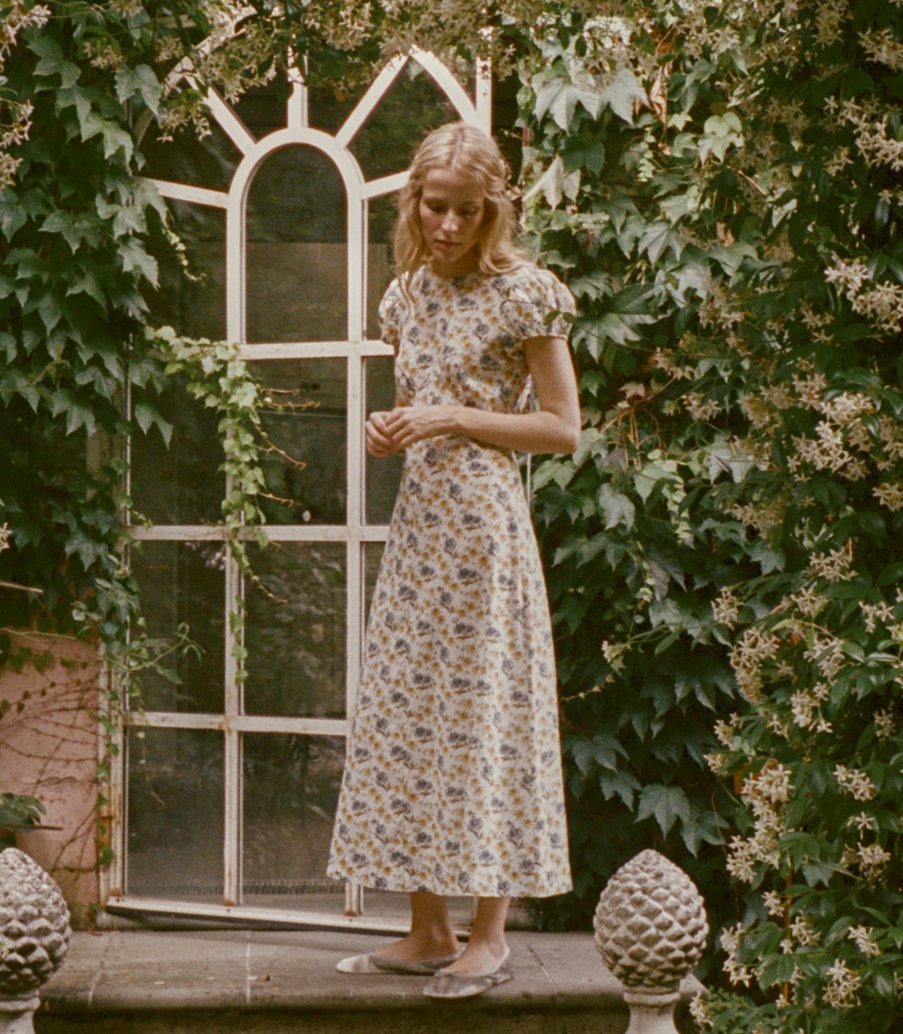 RHODIA DRESS -- NARCISSUS BLOOM view 8
