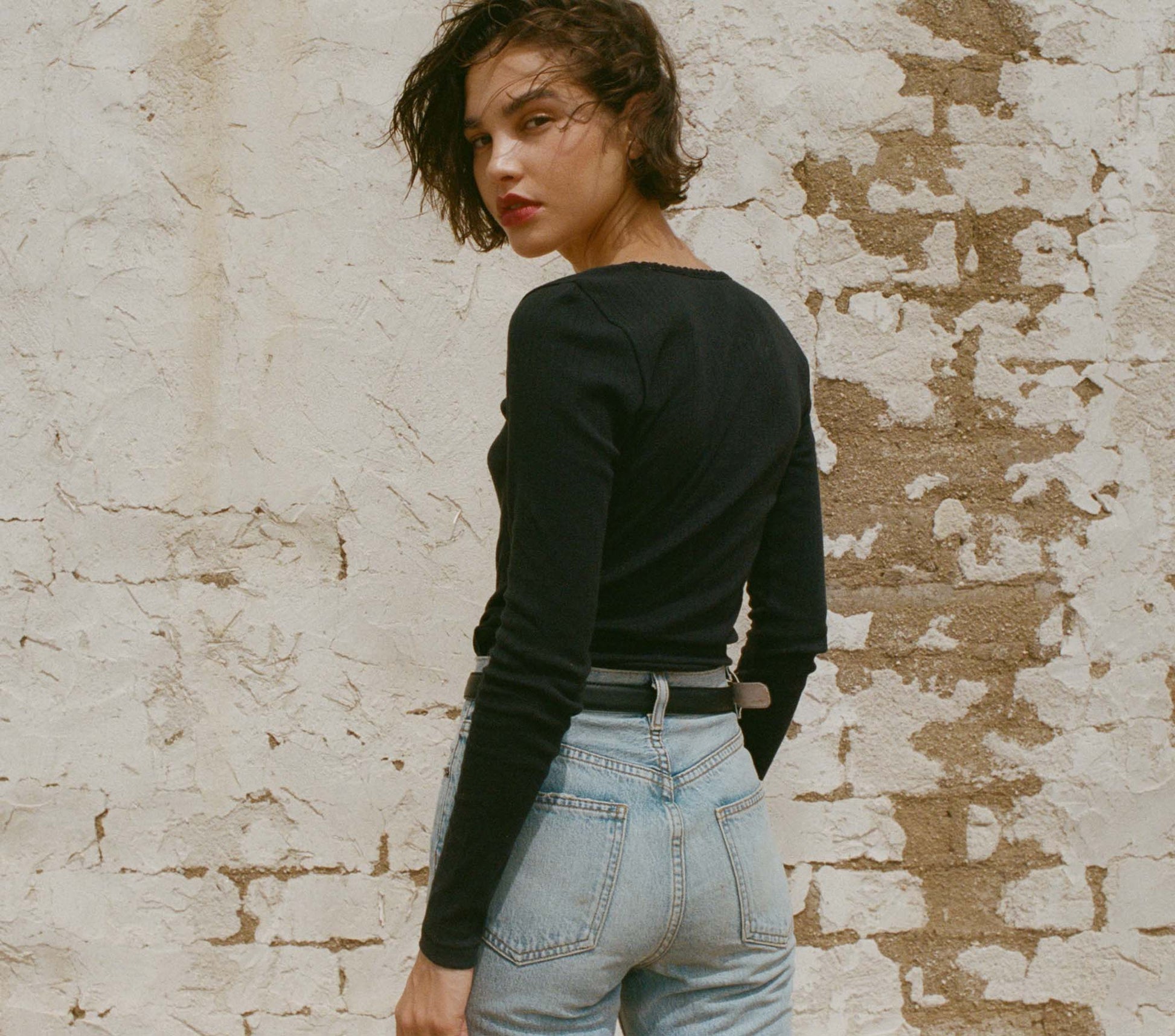 HMD -- ROMY TEE -- BLACK view 10

