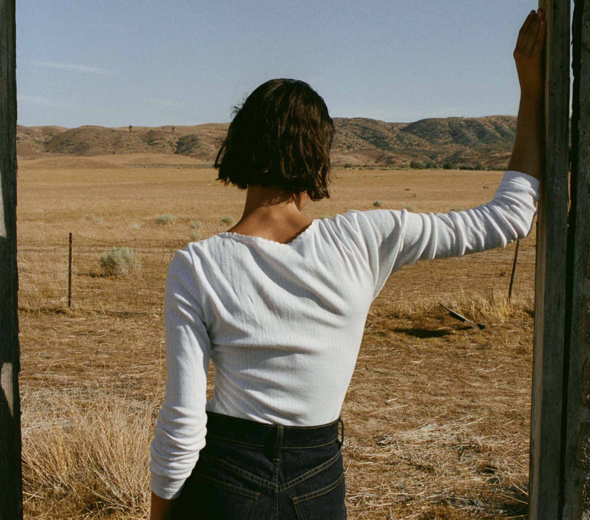 HMD -- ROMY TEE -- SALT view 4
