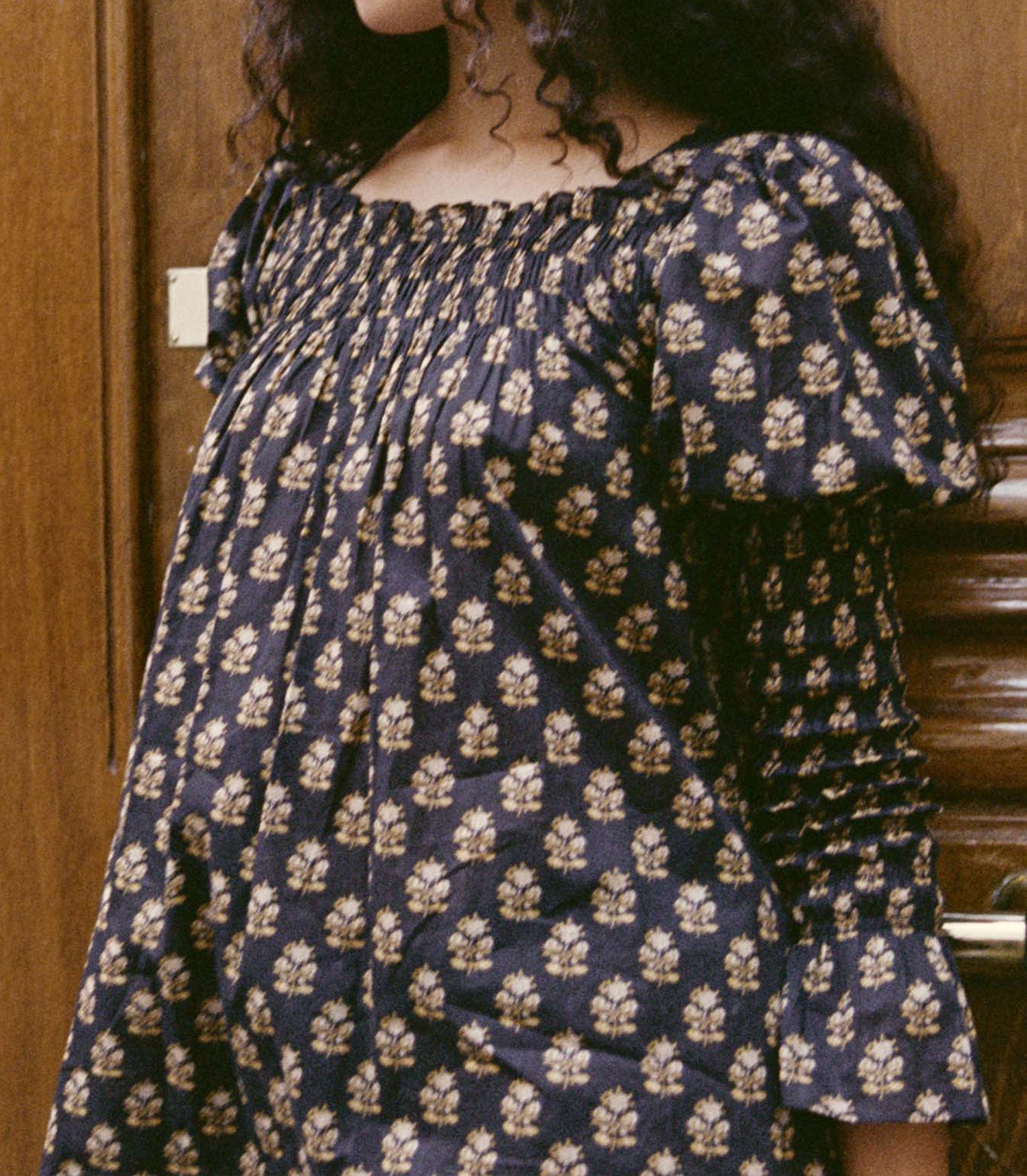 HMD -- SABIA DRESS -- NOIR MEADOWSWEET FLORAL view 4
