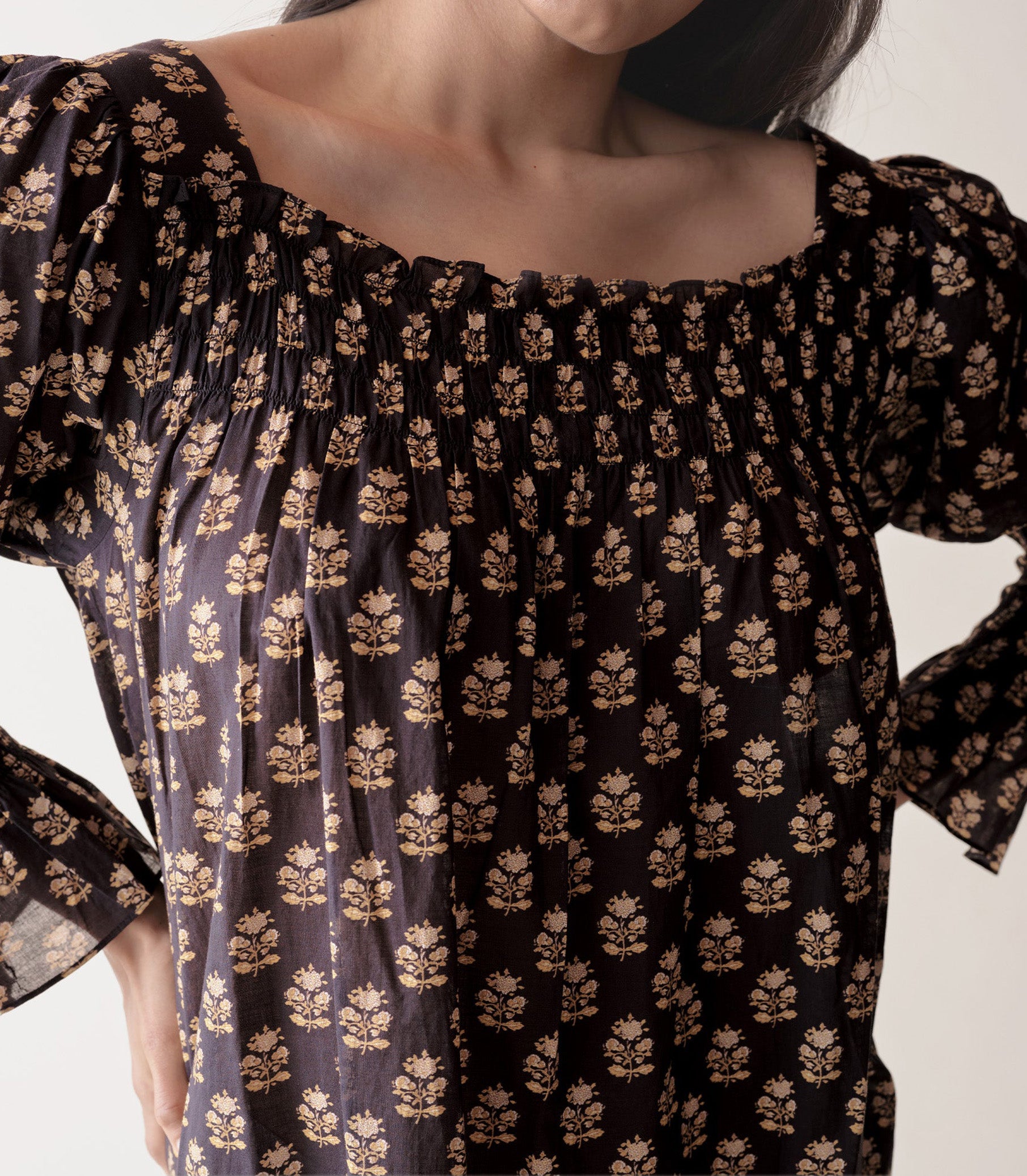 HMD -- SABIA DRESS -- NOIR MEADOWSWEET FLORAL view 6
