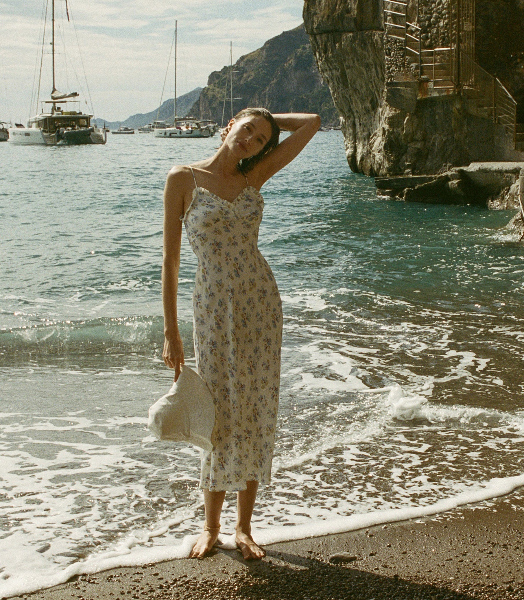HMD -- SANDIA DRESS -- BLEU FROLICKING FLORAL view 4
