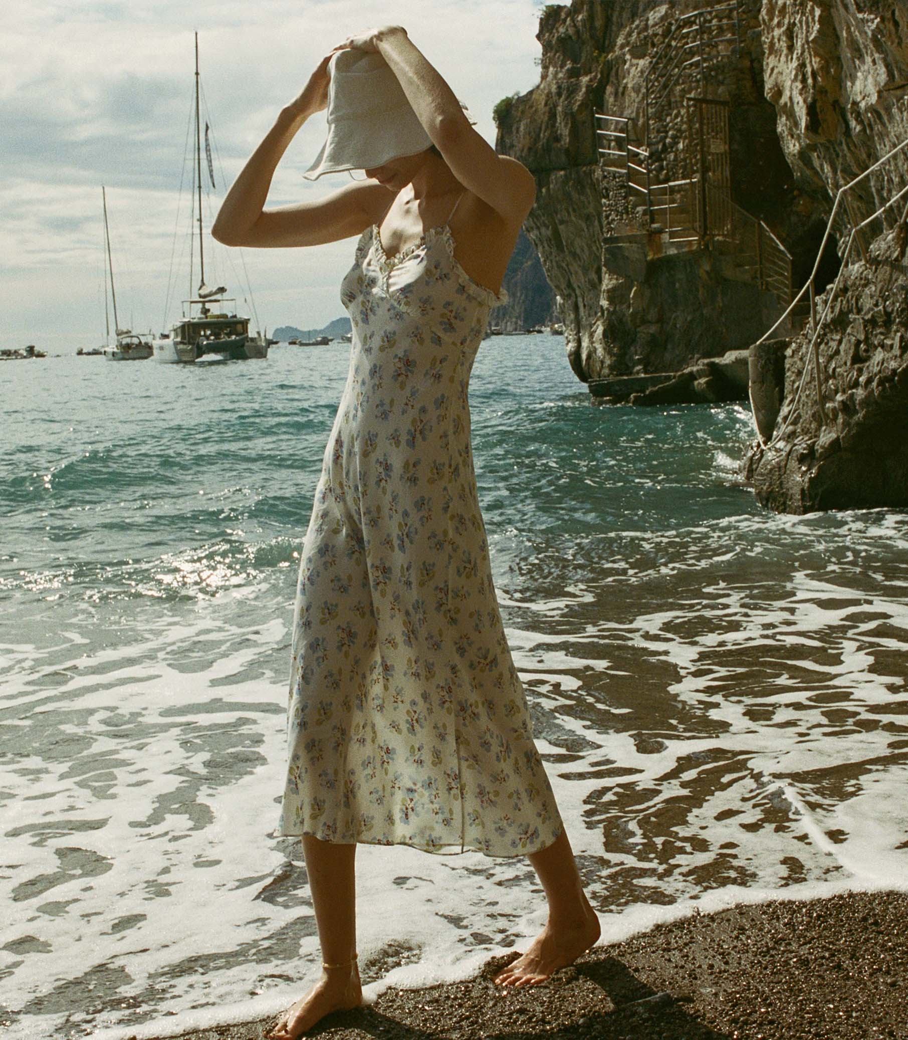 HMD -- SANDIA DRESS -- BLEU FROLICKING FLORAL view 1
