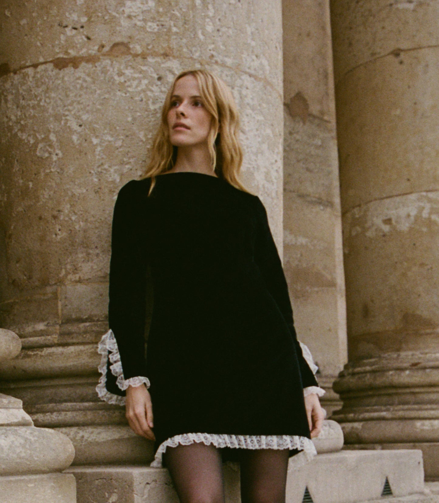 SAVINE DRESS -- BLACK