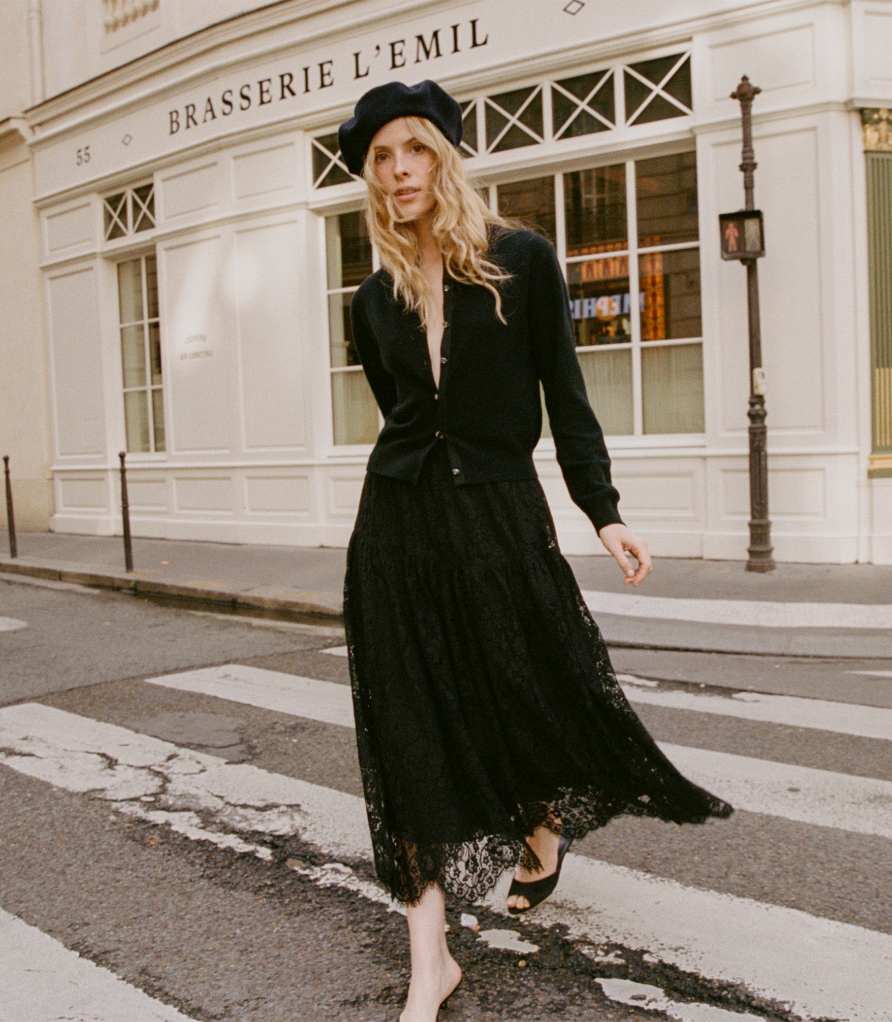 HMD -- SEBASTIANE LACE SKIRT -- BLACK view 2