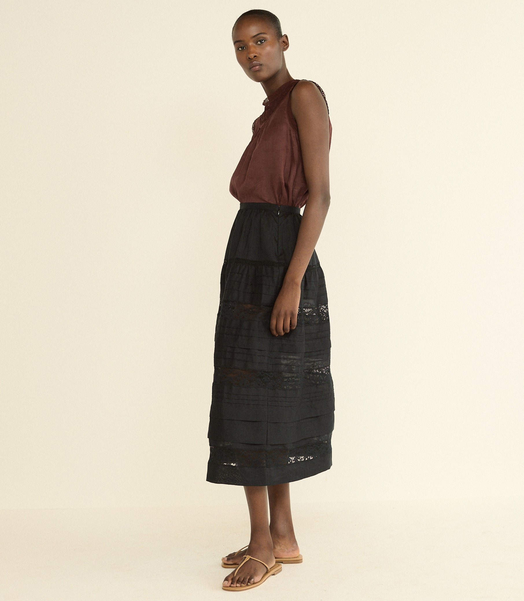 Sidra Skirt - Black | DÔEN