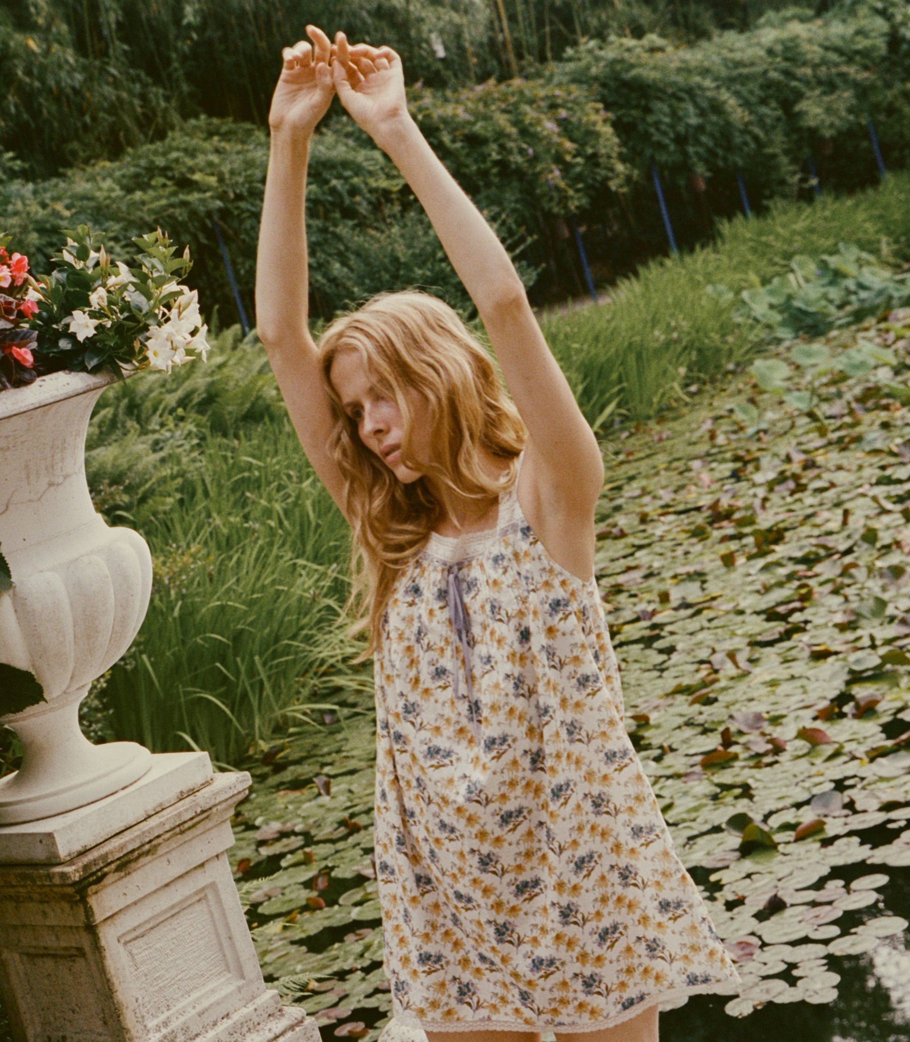SIRONA DRESS -- NARCISSUS BLOOM view 8
