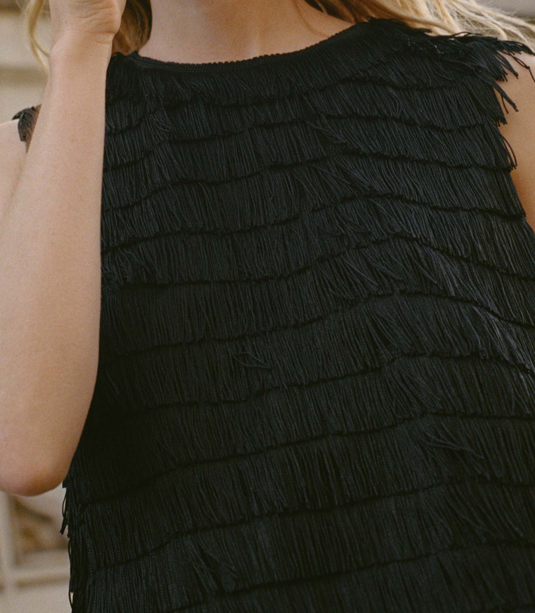 SOIRÉE TUNIC TOP -- BLACK view 4