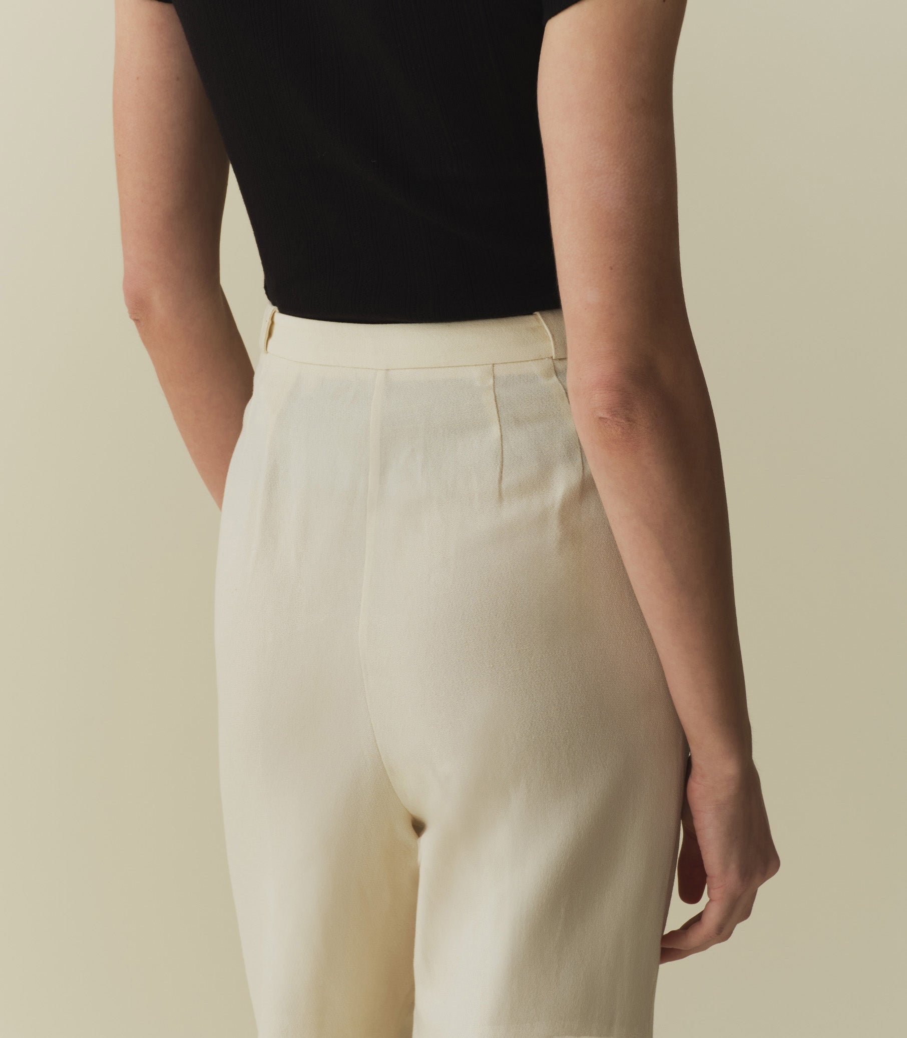 HMD -- STRATFORD PANT -- MAGNOLIA view 4
