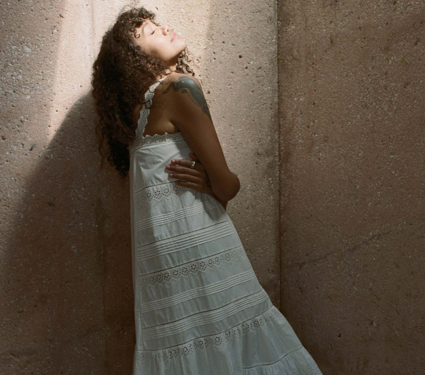 HMD -- SYMPHONY NIGHTGOWN -- SALT