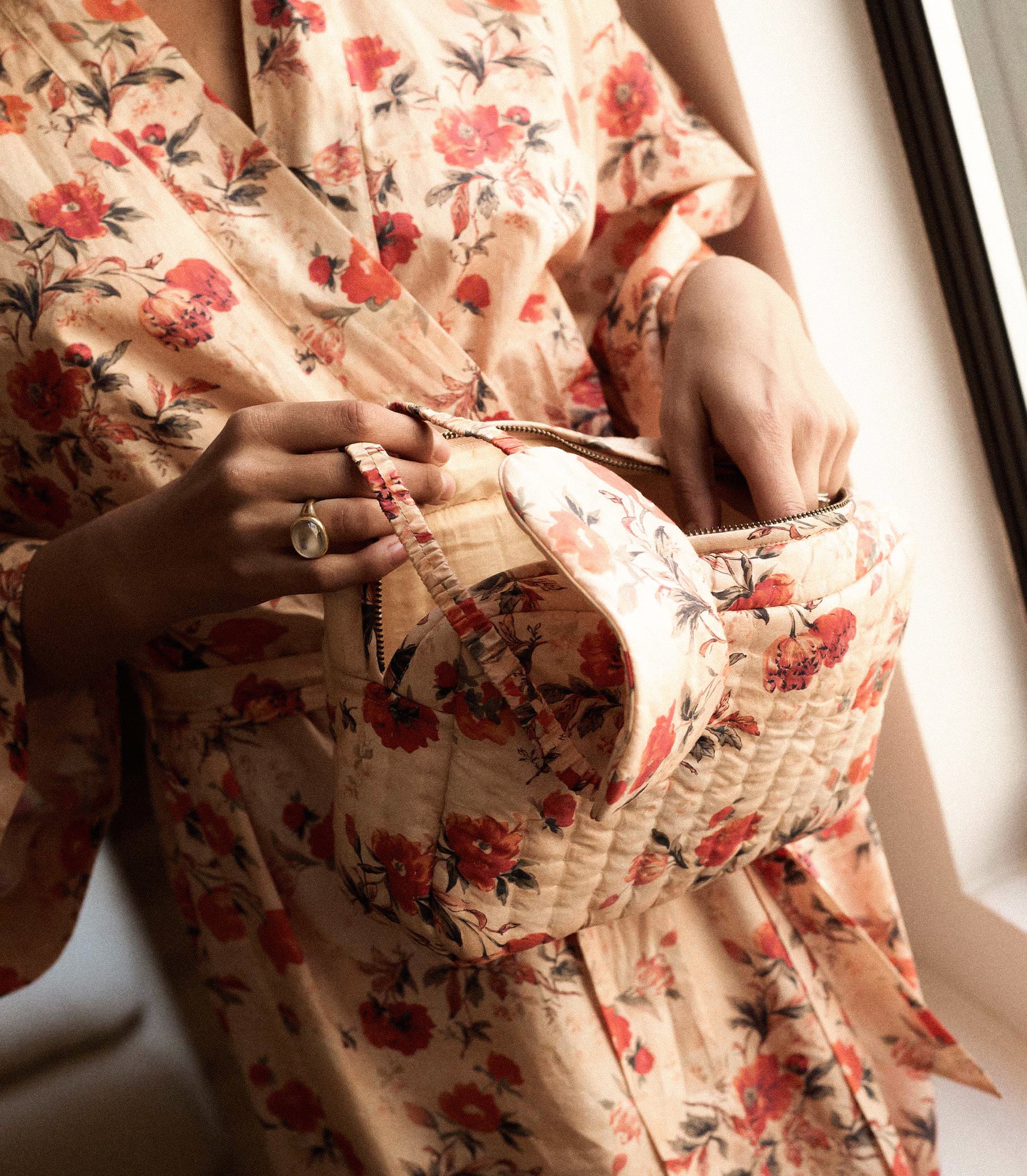 TULIP POSY GIFT SET -- TULIP POSY view 3
