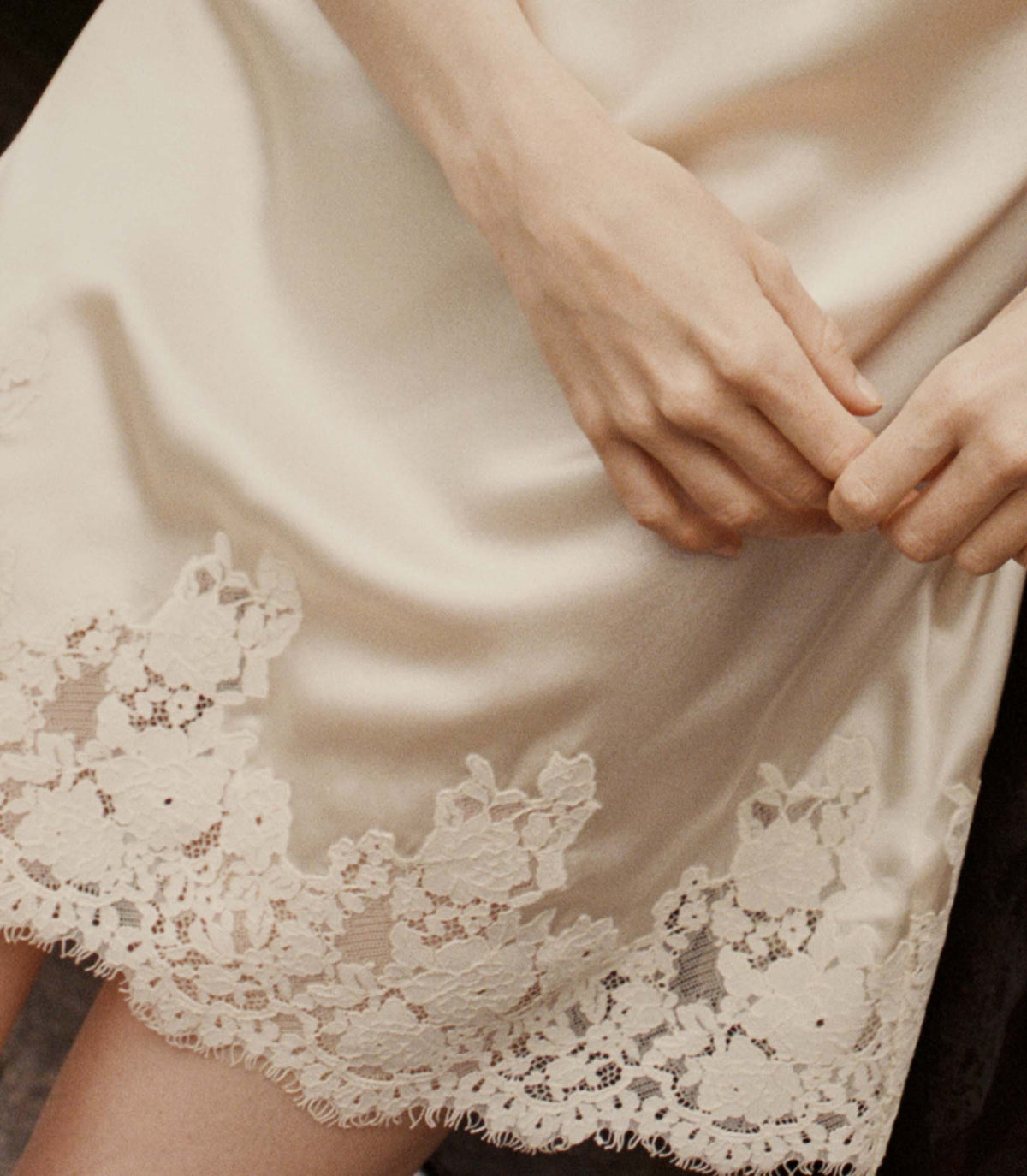 HMD -- VALERIA DRESS -- CANDLELIGHT