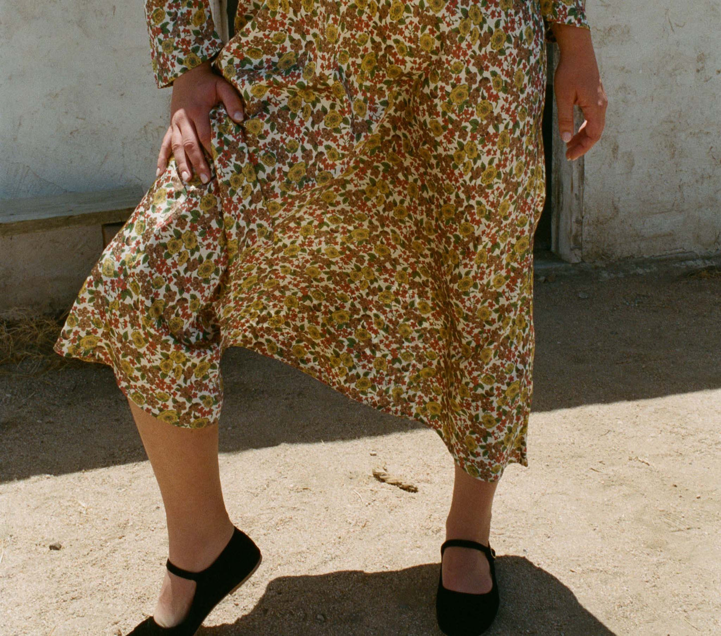HMD -- VITTORIA DRESS -- JENNIFER SPRING FLORAL