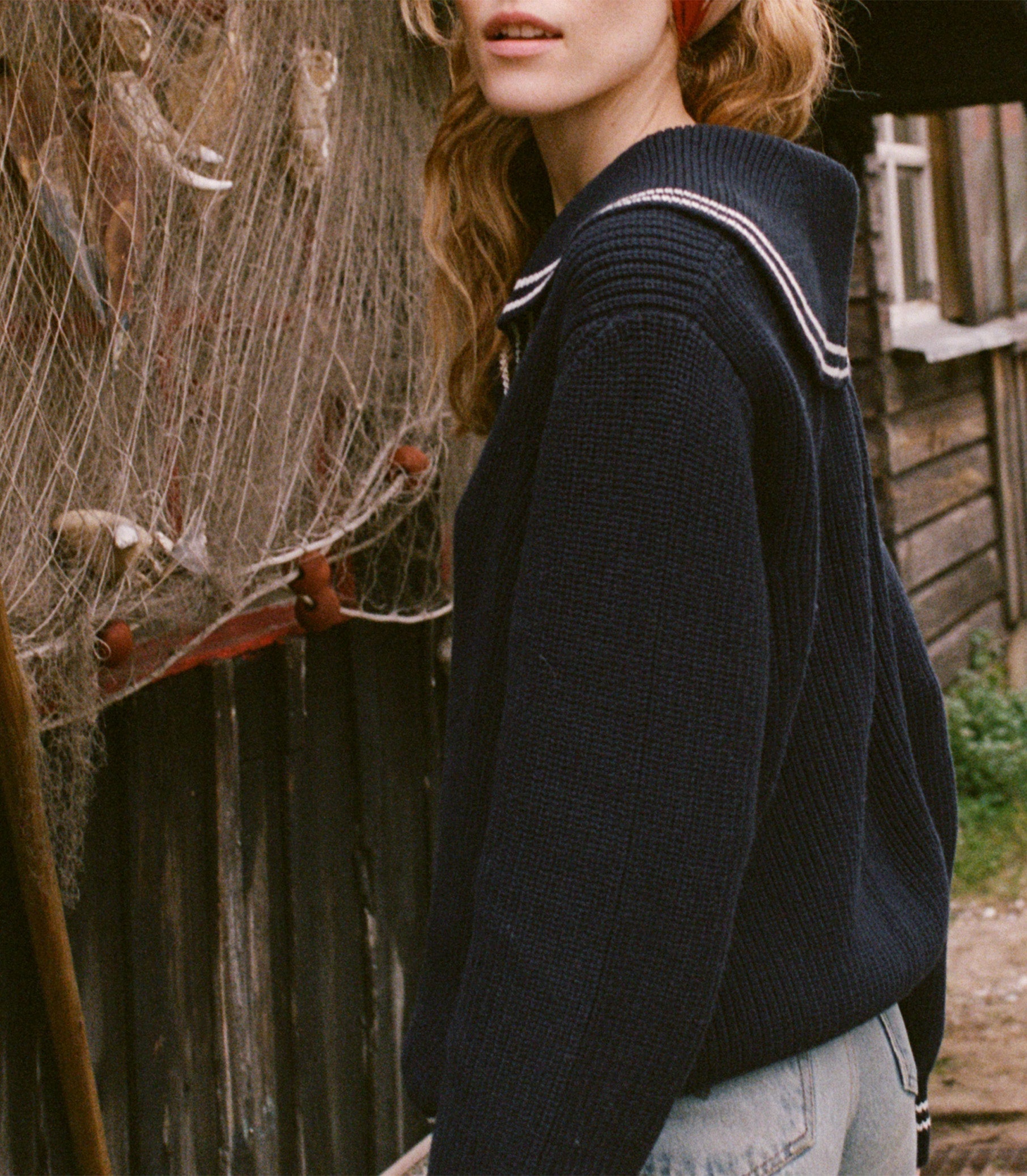 HMD -- VOYAGE SWEATER -- DEEP NAVY view 7
