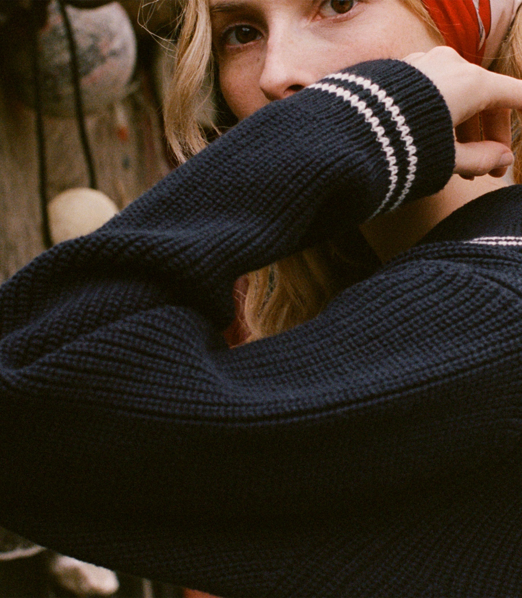 HMD -- VOYAGE SWEATER -- DEEP NAVY view 6
