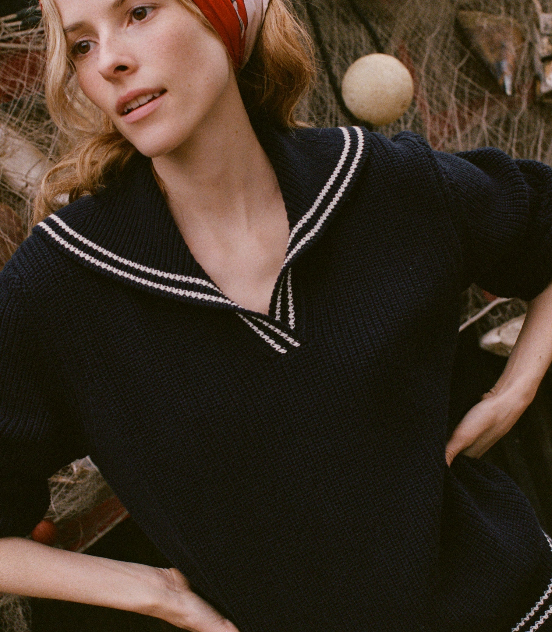 HMD -- VOYAGE SWEATER -- DEEP NAVY view 2
