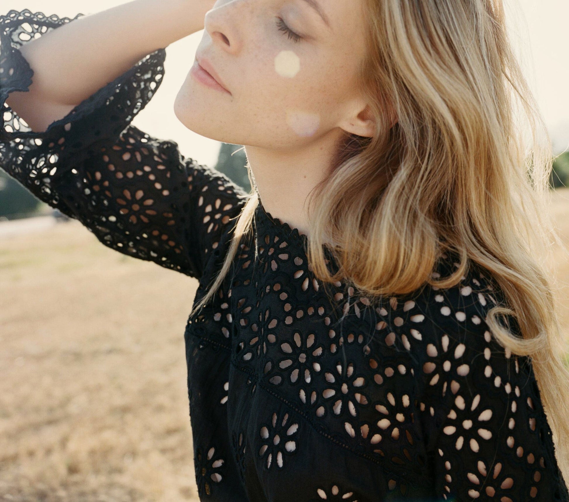 HMD -- FRANCOISE DRESS -- BLACK view 3
