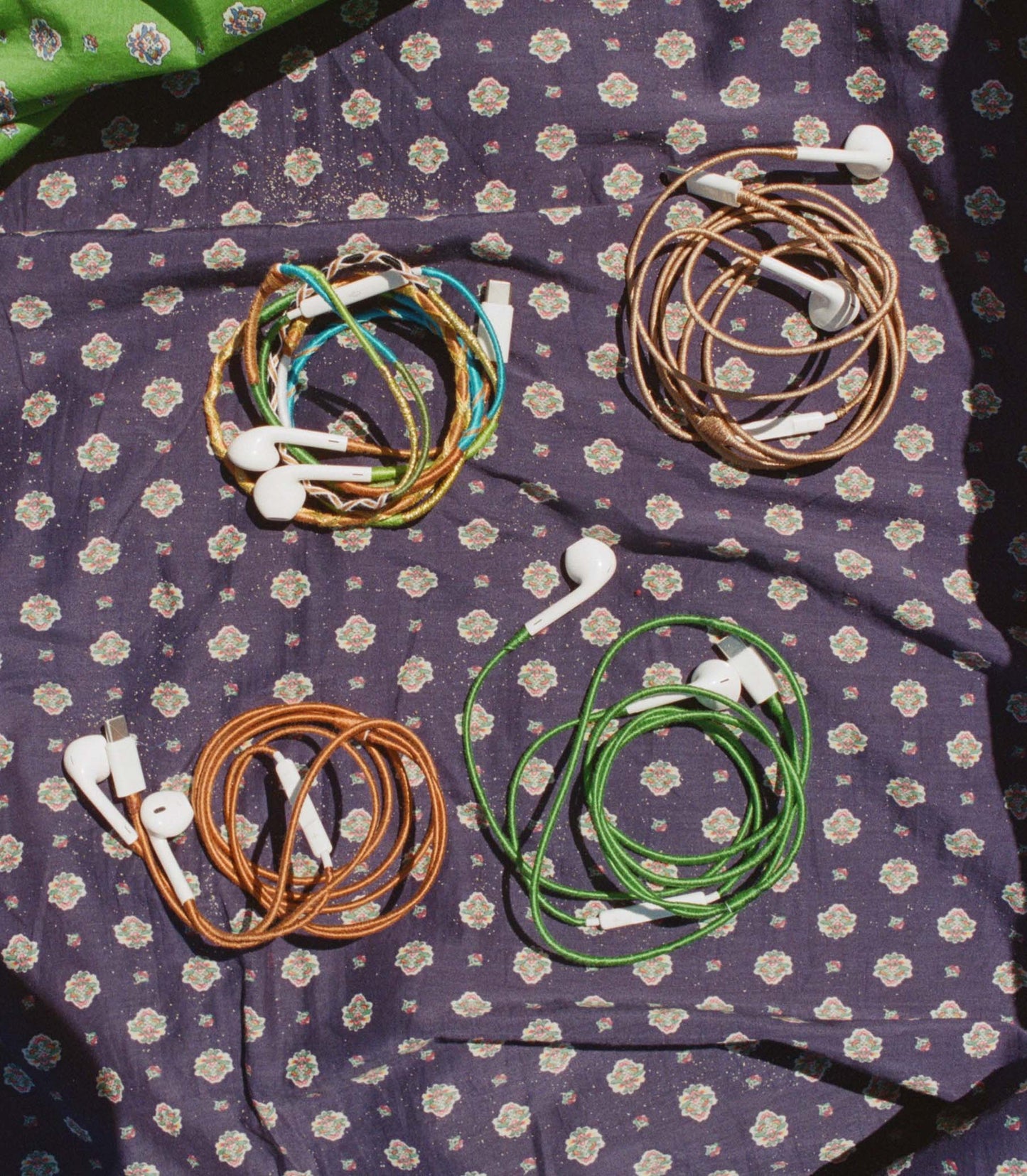 LE POM POM & DÔEN HEADPHONES -- BRONZE