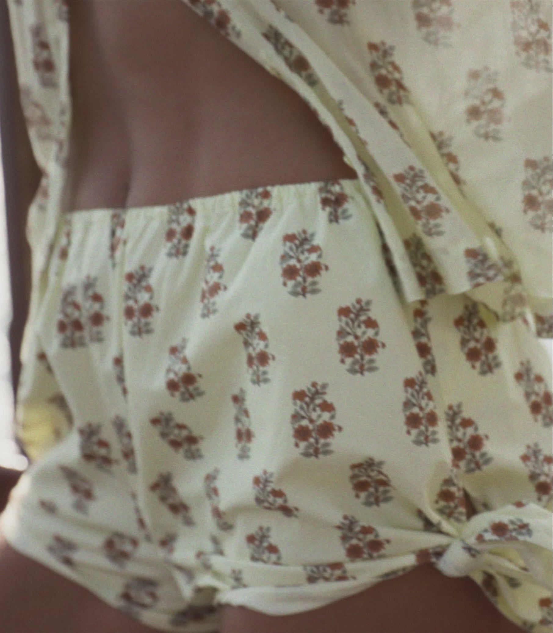 UMA SHORT -- DANDELION GROVE view 5
