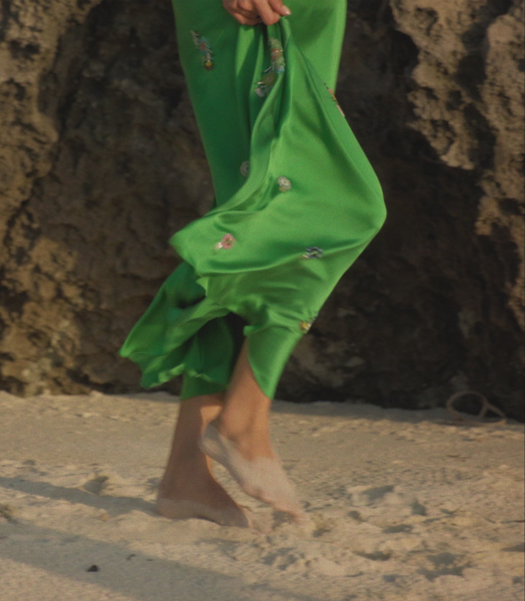 AMARI DRESS -- EMERALD view 5
