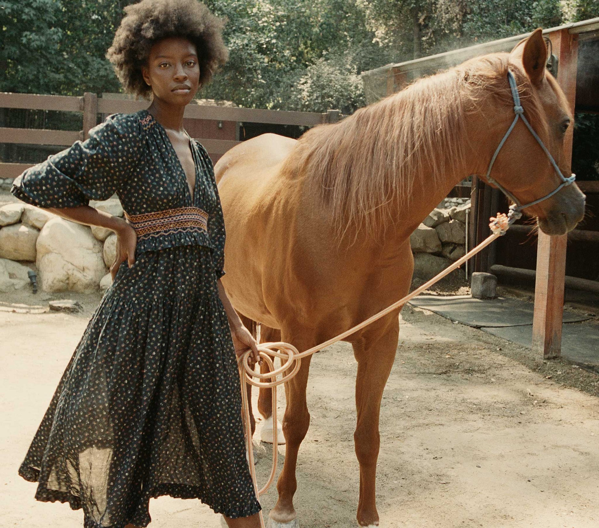 HMD -- CATANIA DRESS -- BLACK PARC MONCEAU view 11
