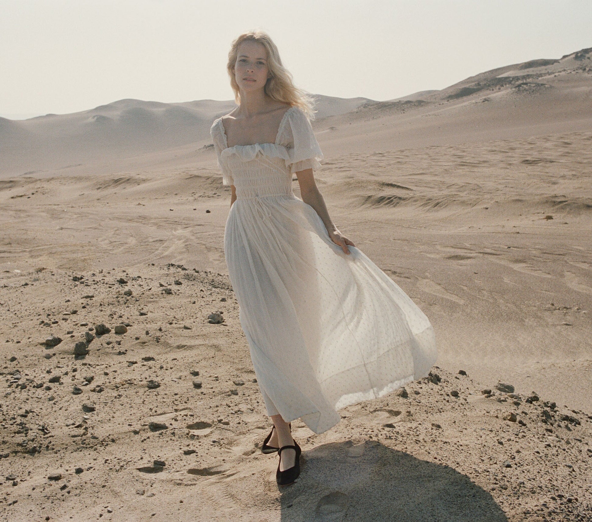 HMD -- SOL DRESS -- SALT view 1
