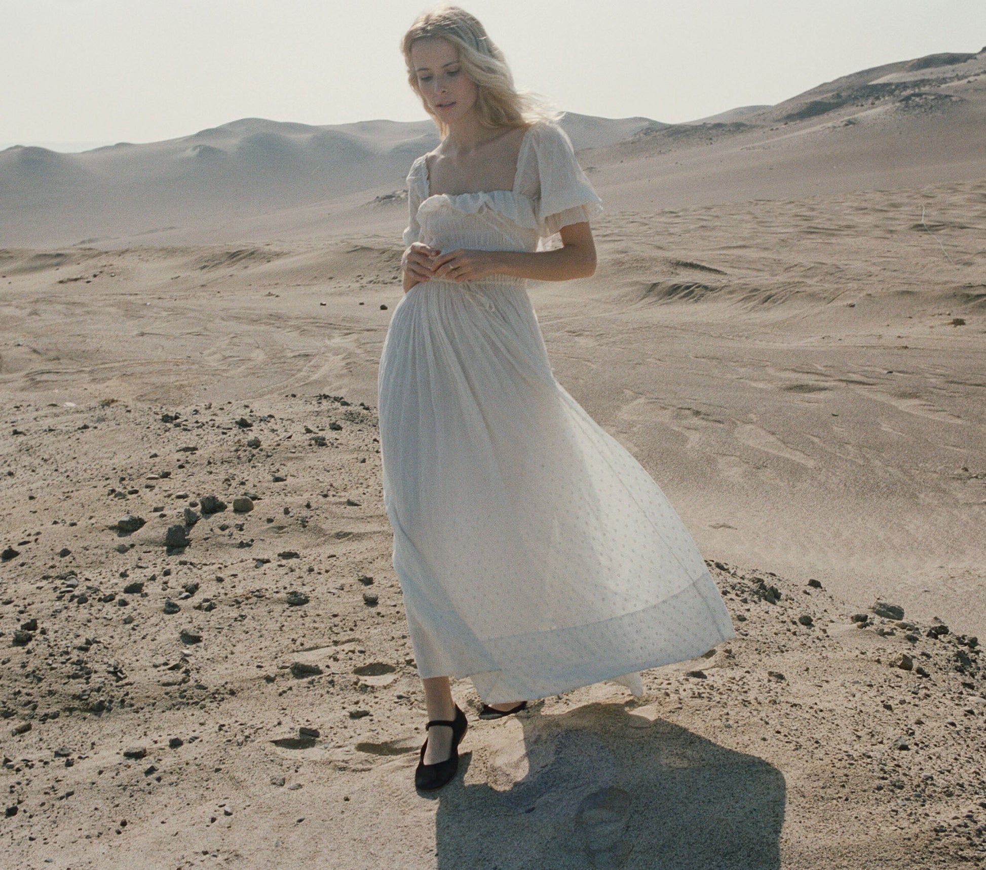 HMD -- SOL DRESS -- SALT view 2
