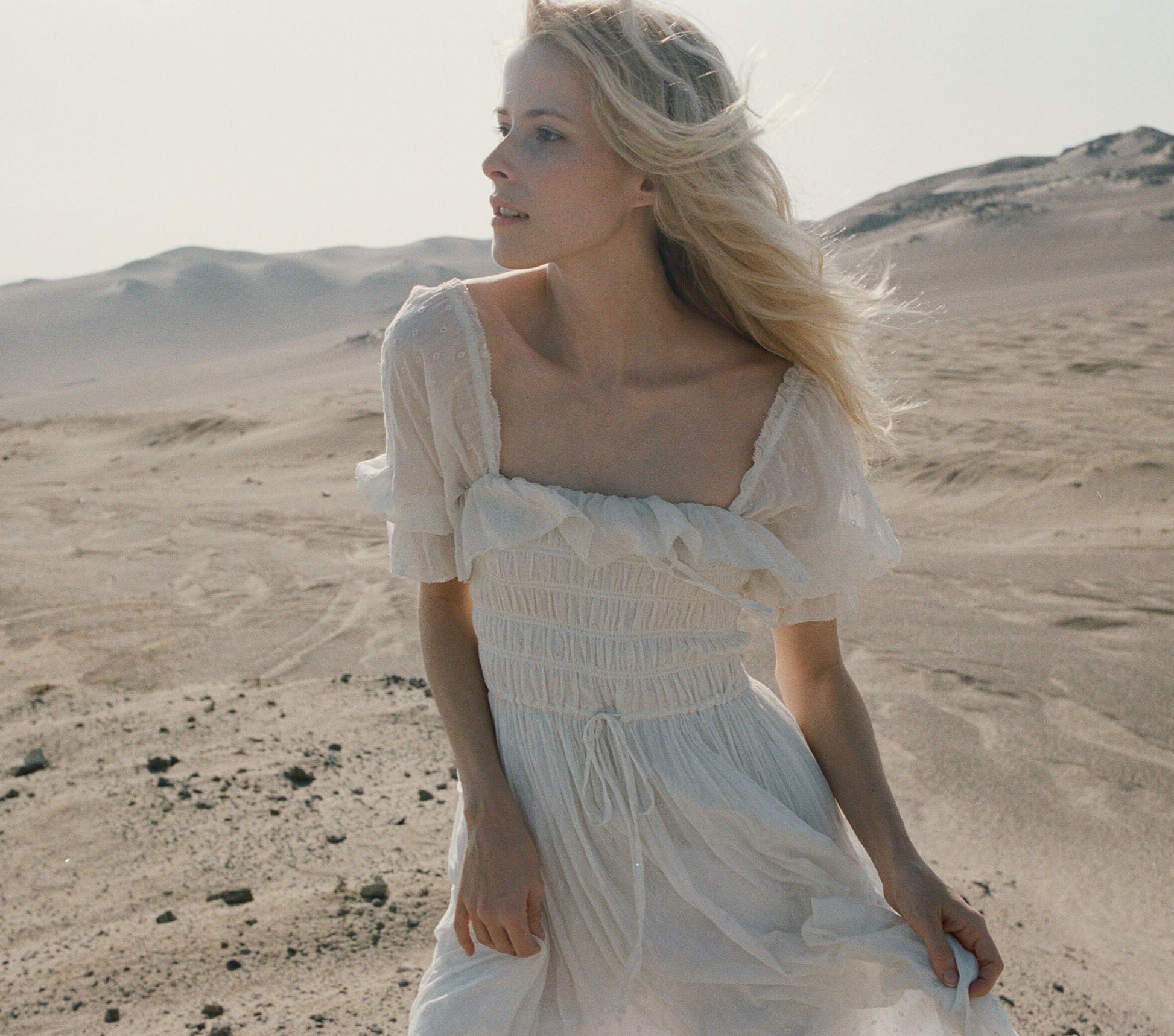 HMD -- SOL DRESS -- SALT view 4

