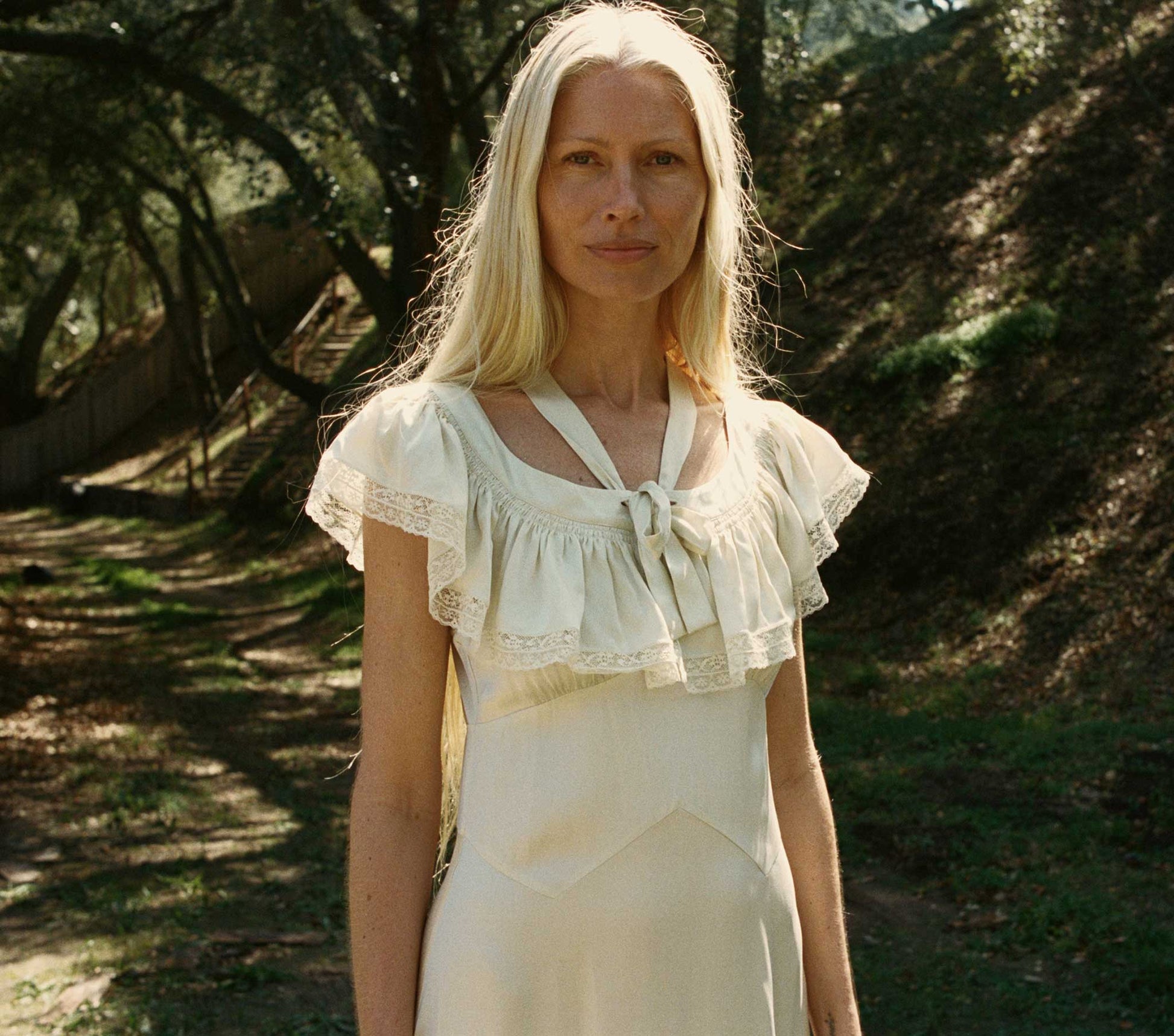 HMD -- SICILIA DRESS -- SEED PEARL view 4
