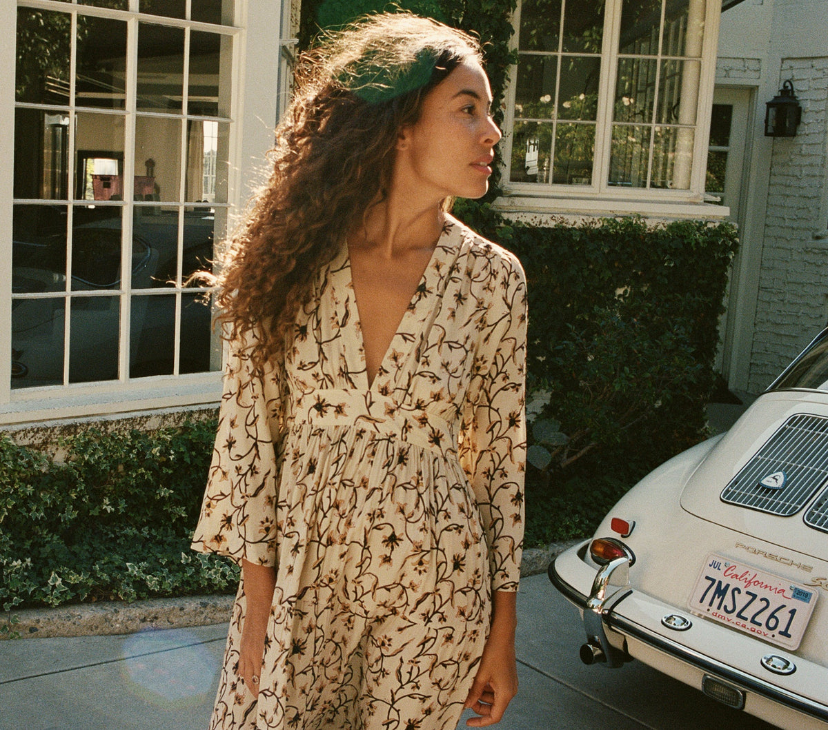 HMD -- ZINNIA DRESS -- CREAM SCROLL PRINT