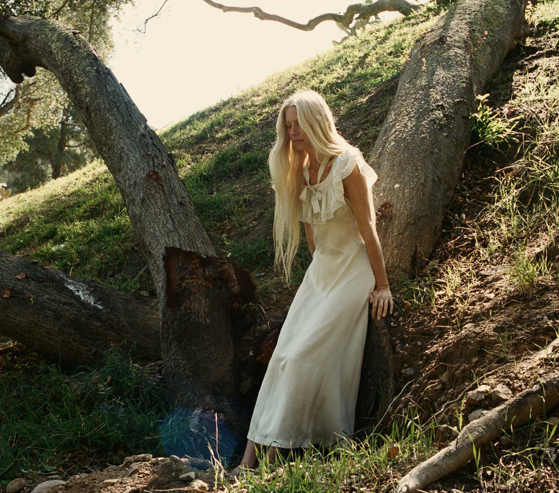 HMD -- SICILIA DRESS -- SEED PEARL view 5
