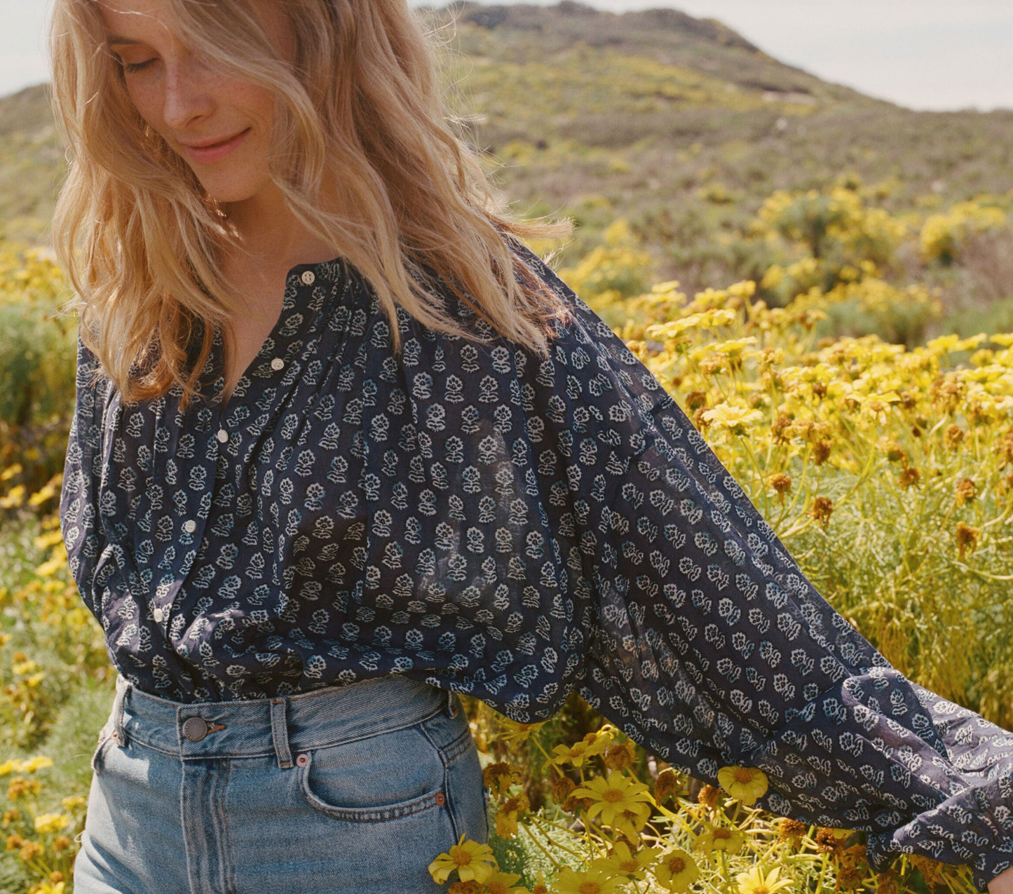 HMD -- THE JANE BLOUSE -- INDIGO