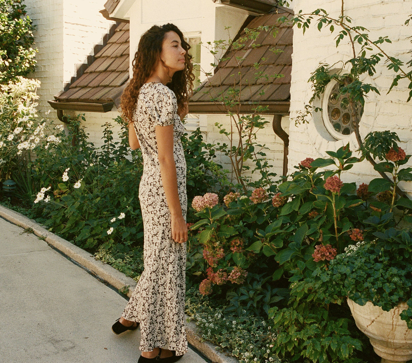 HMD -- ALMA DRESS -- DEEP INK FADED QUEEN ANNES FLORAL