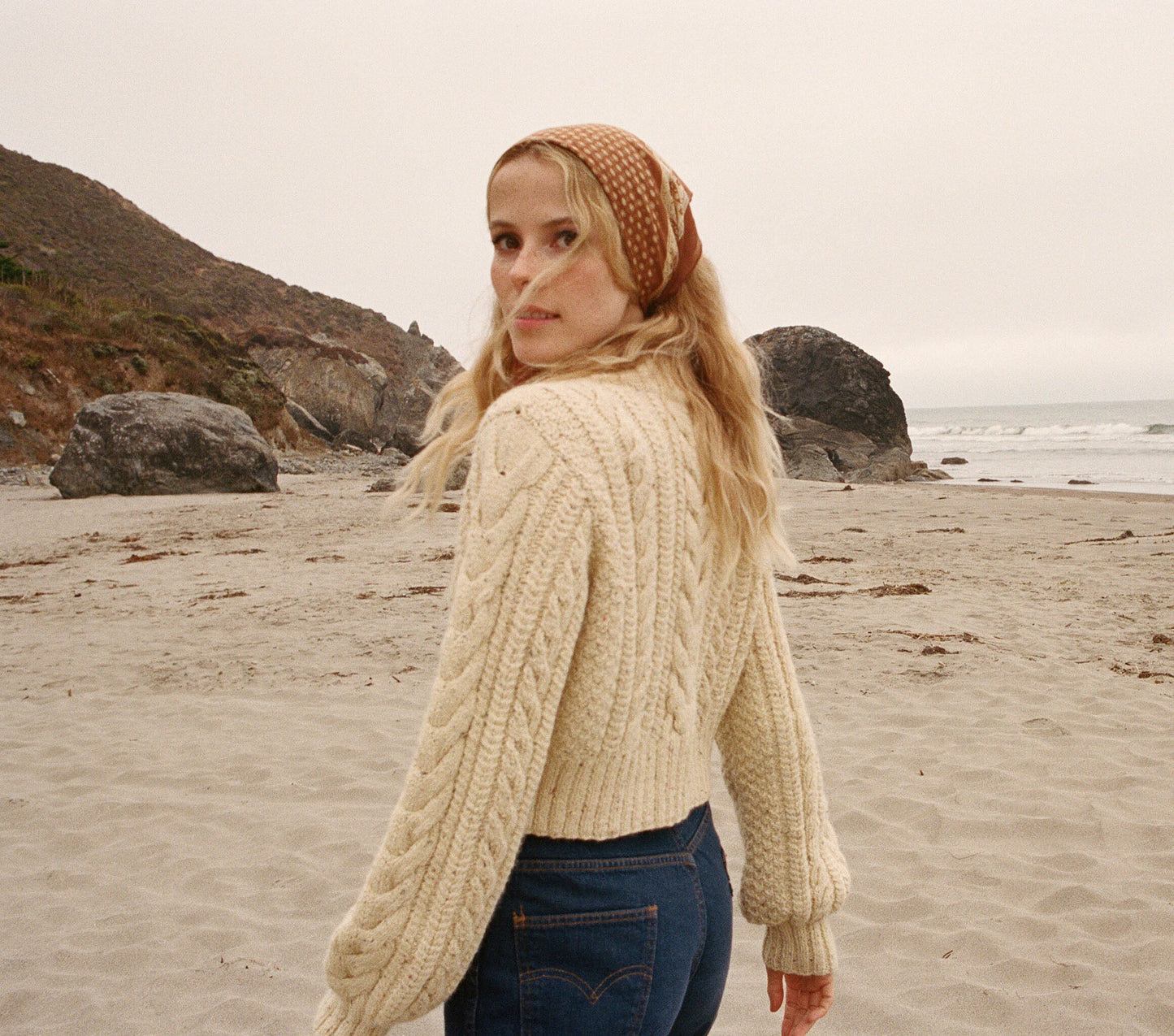 HMD -- CARDIFF CARDIGAN SWEATER -- SAND